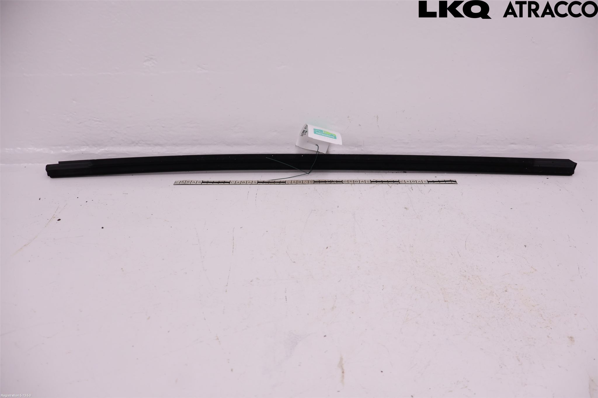 Tesla MODEL Y 21- Dörr Dekorlist Bak Hö