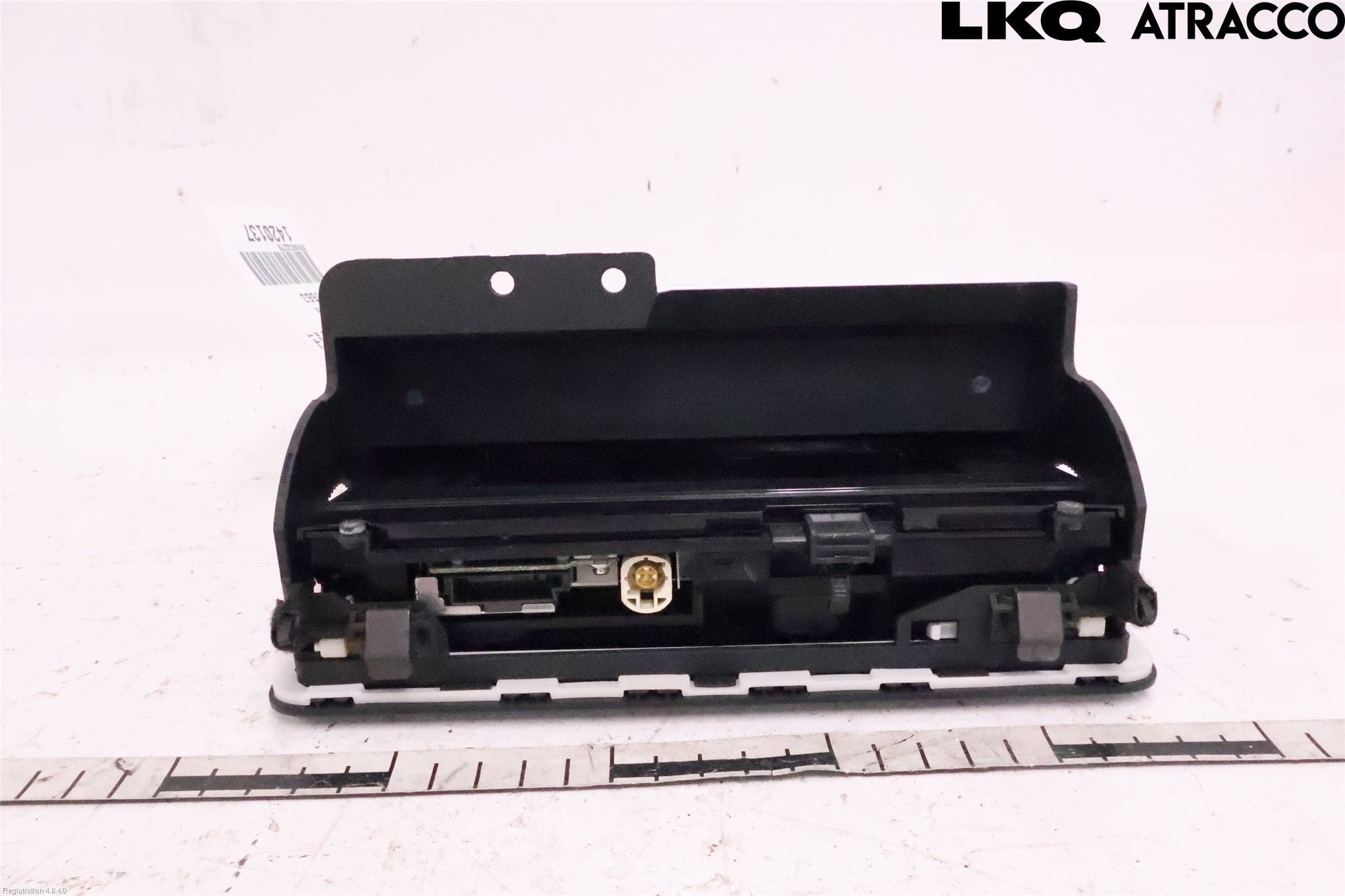 Audi Q3 8U 12-18 Bildskärm