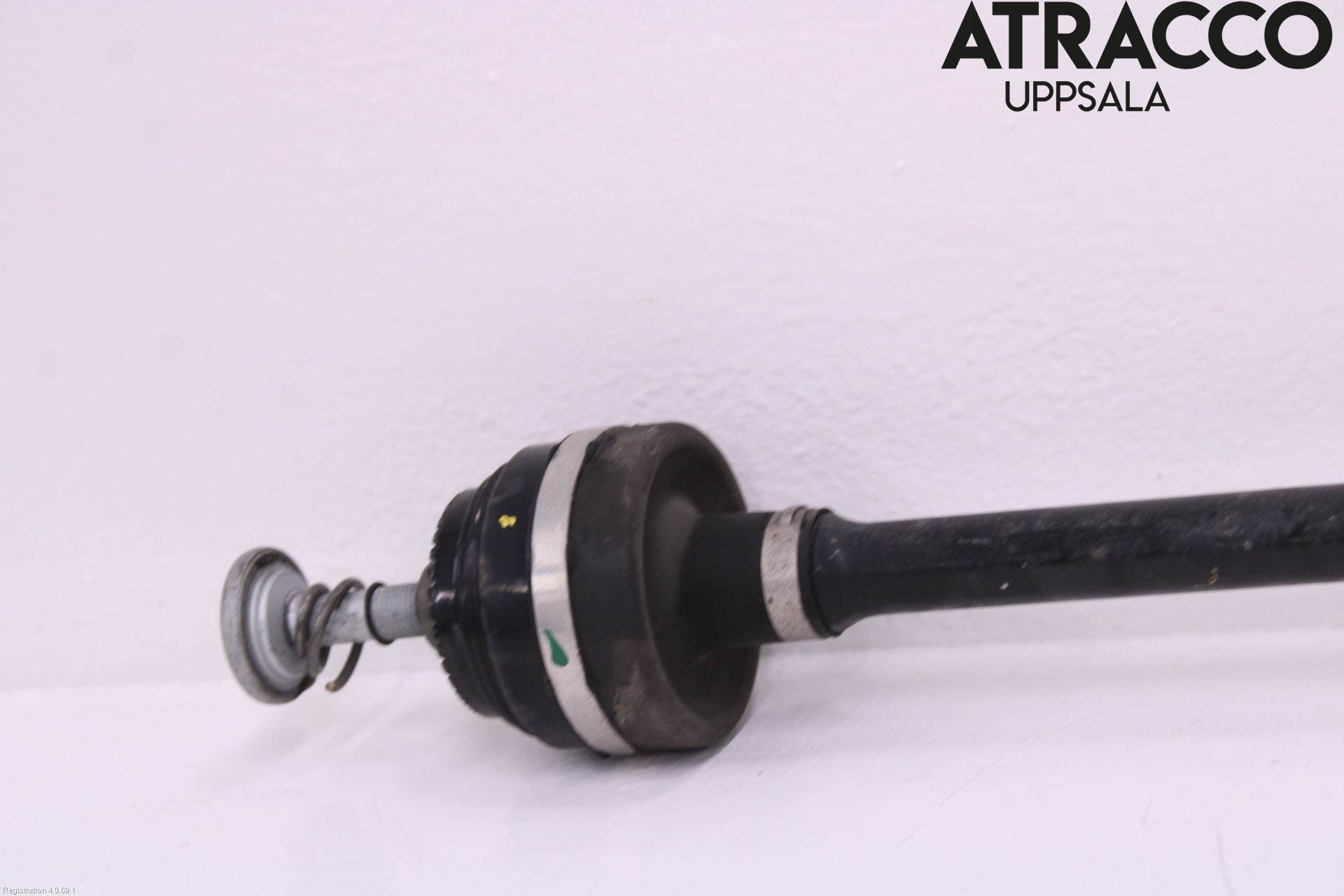 BMW 5 G30/G31/F90 17-23 Drivaxel Bak Vänster