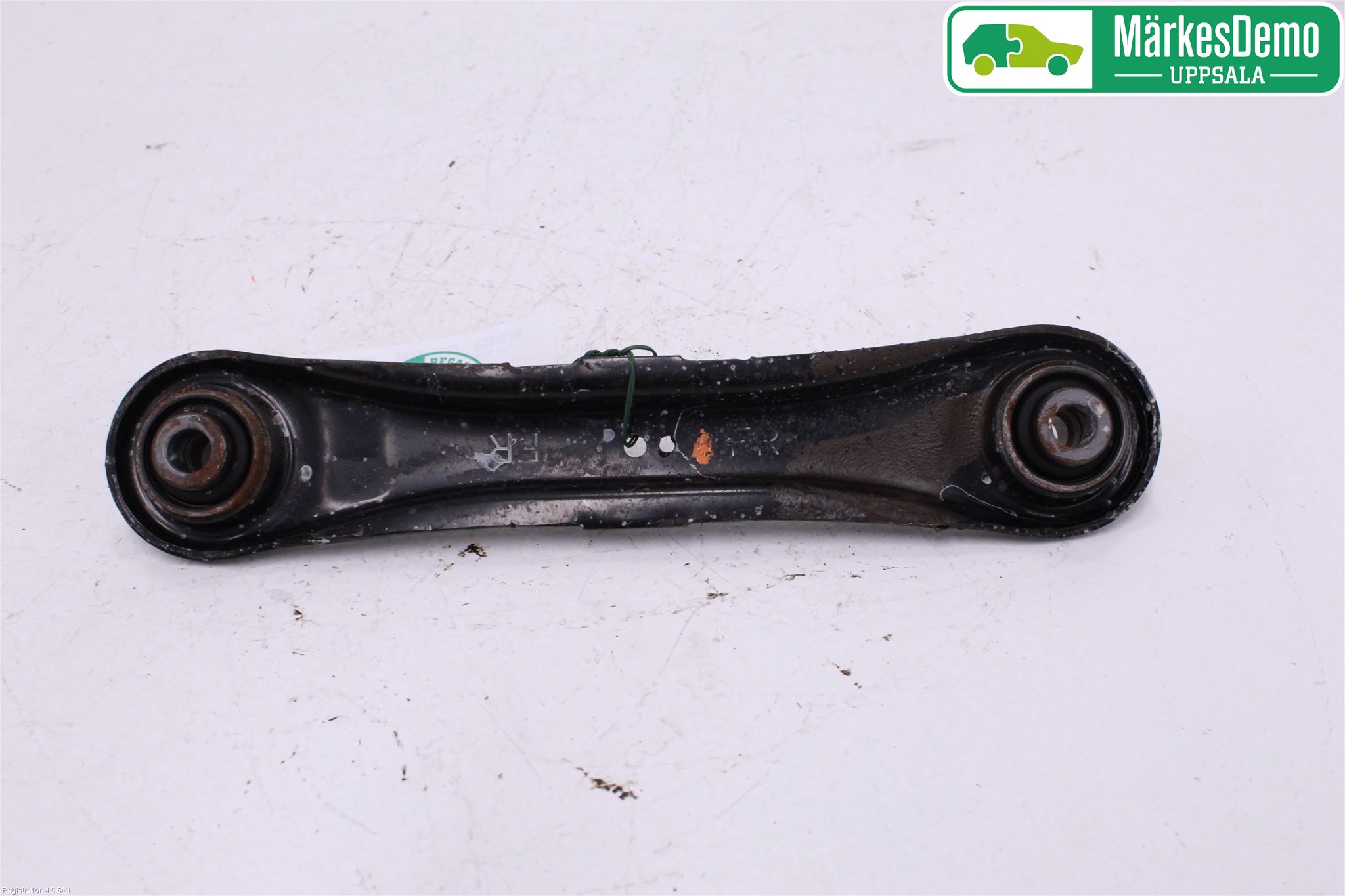 Mitsubishi OUTLANDER 13-21 Bärarm Bak Höger