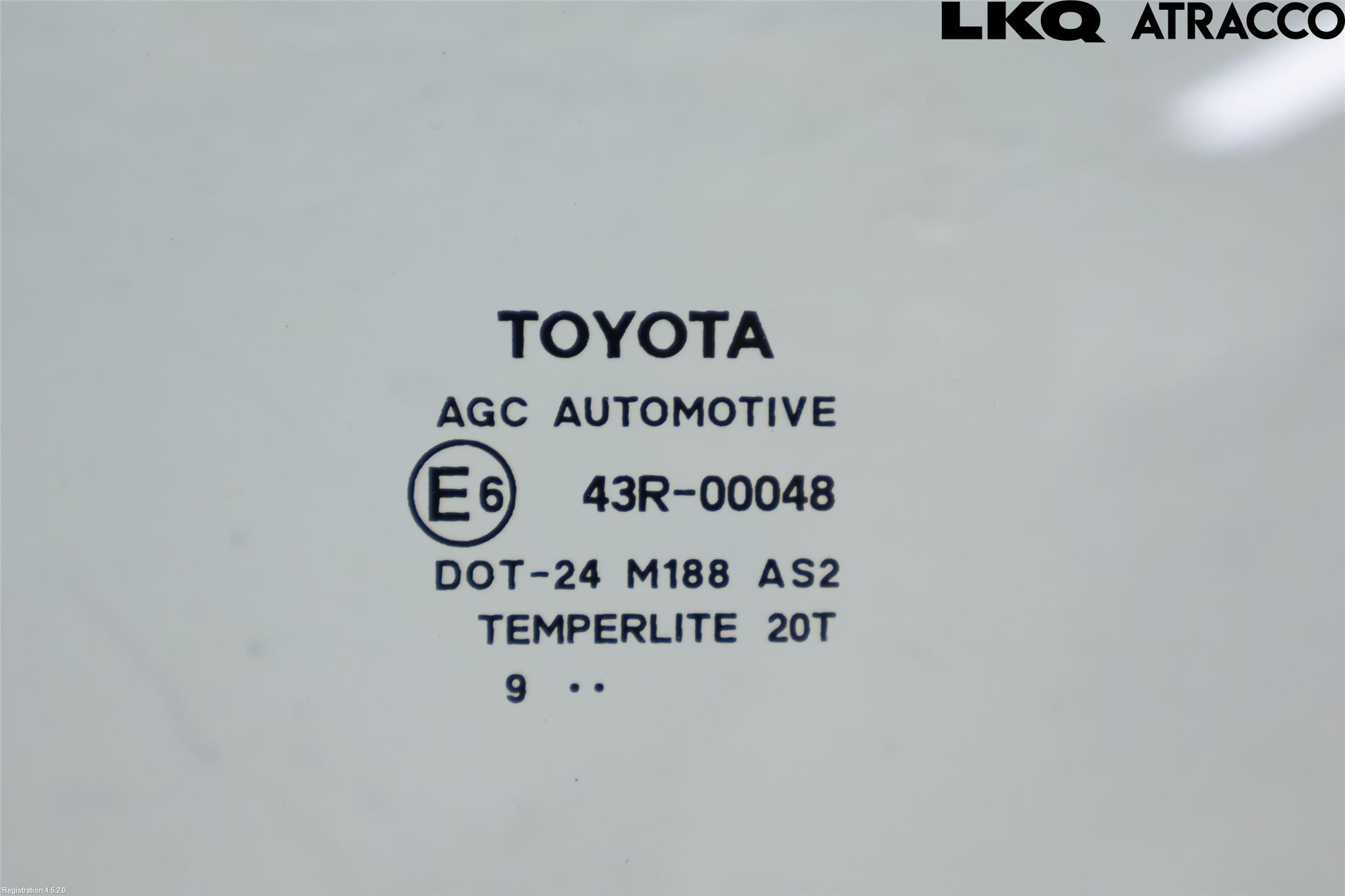 Toyota YARIS XP130 15-20 Dörruta Bak Vänster