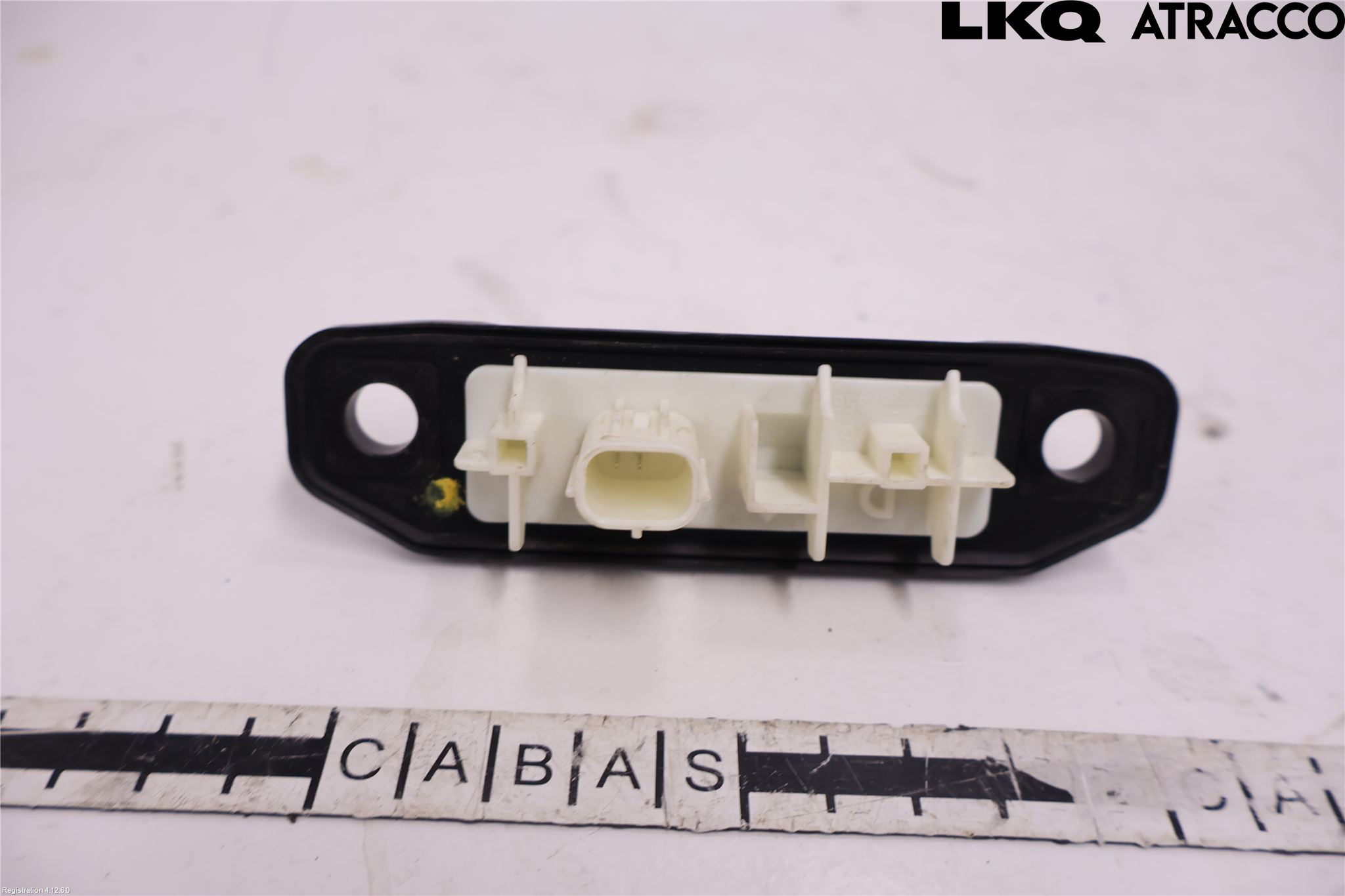 Toyota YARIS CROSS XP21 21- Bakluckehandtag