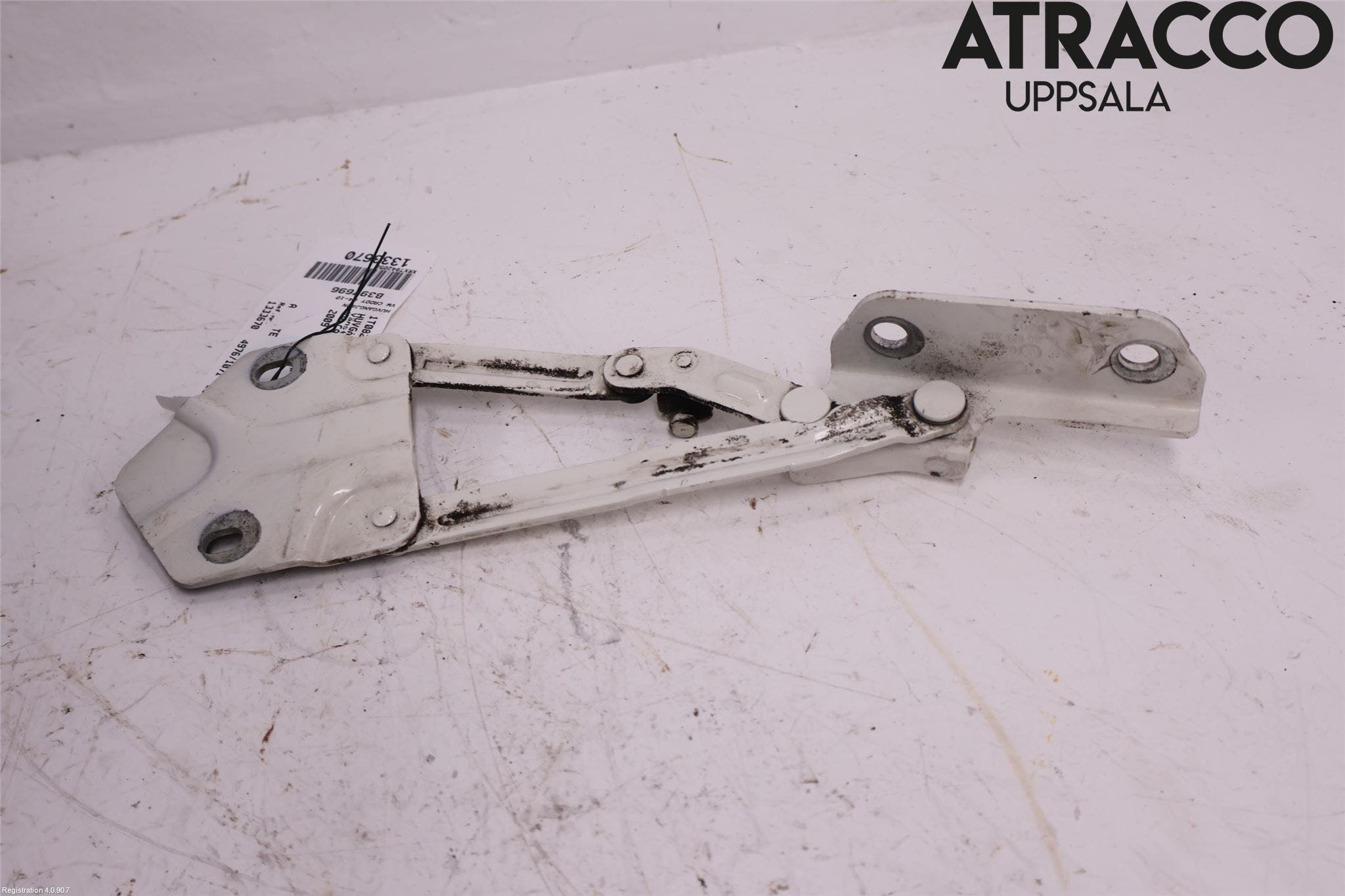 Volkswagen VW CADDY 04-10 Huvgångjärn