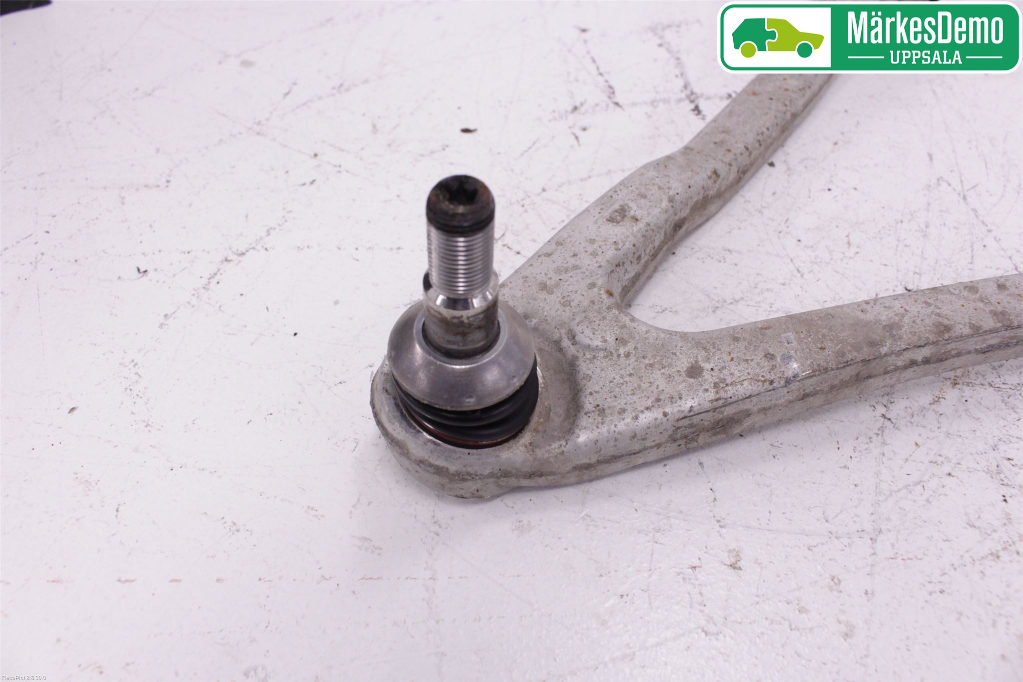 BMW i3 I01 13-22 Bärarm Fram Undre Vä