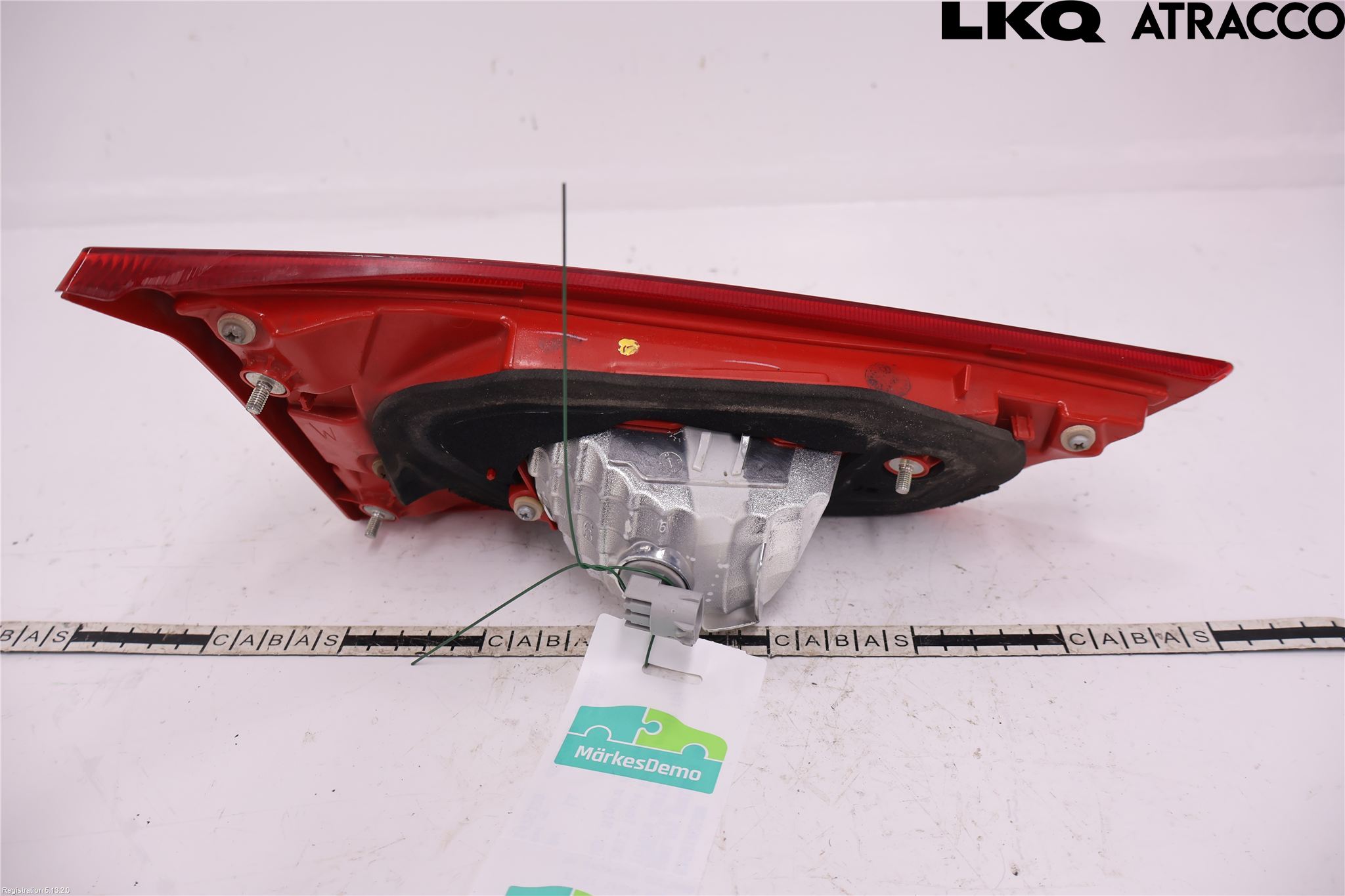 Toyota AURIS 13-19 Bakljus Lucka Hö