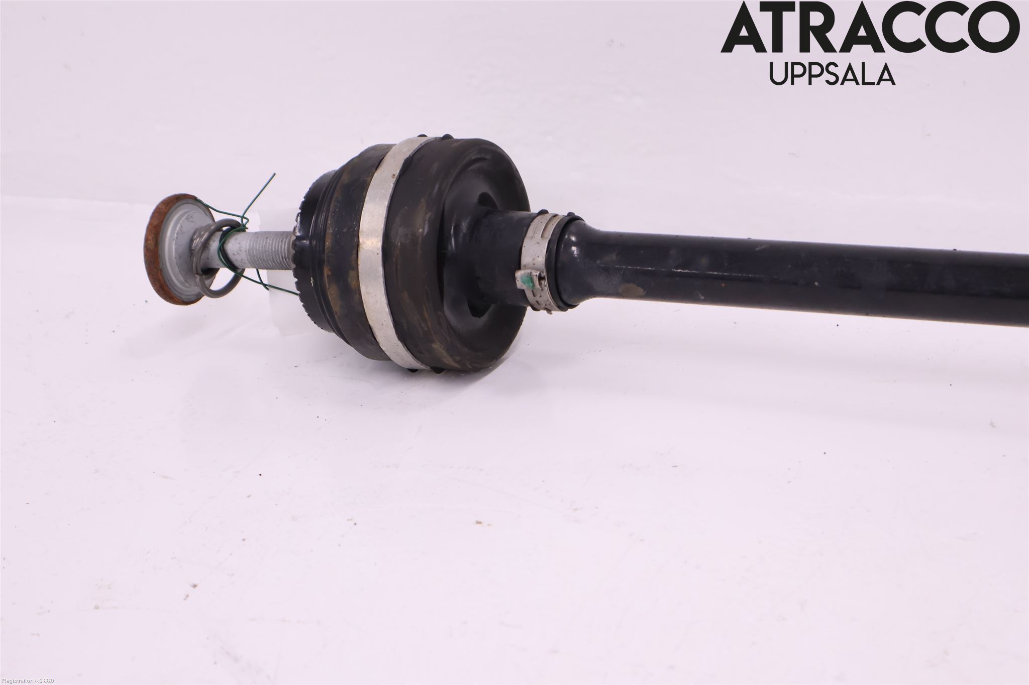 BMW 5 G30/G31/F90 17-23 Drivaxel Bak Höger