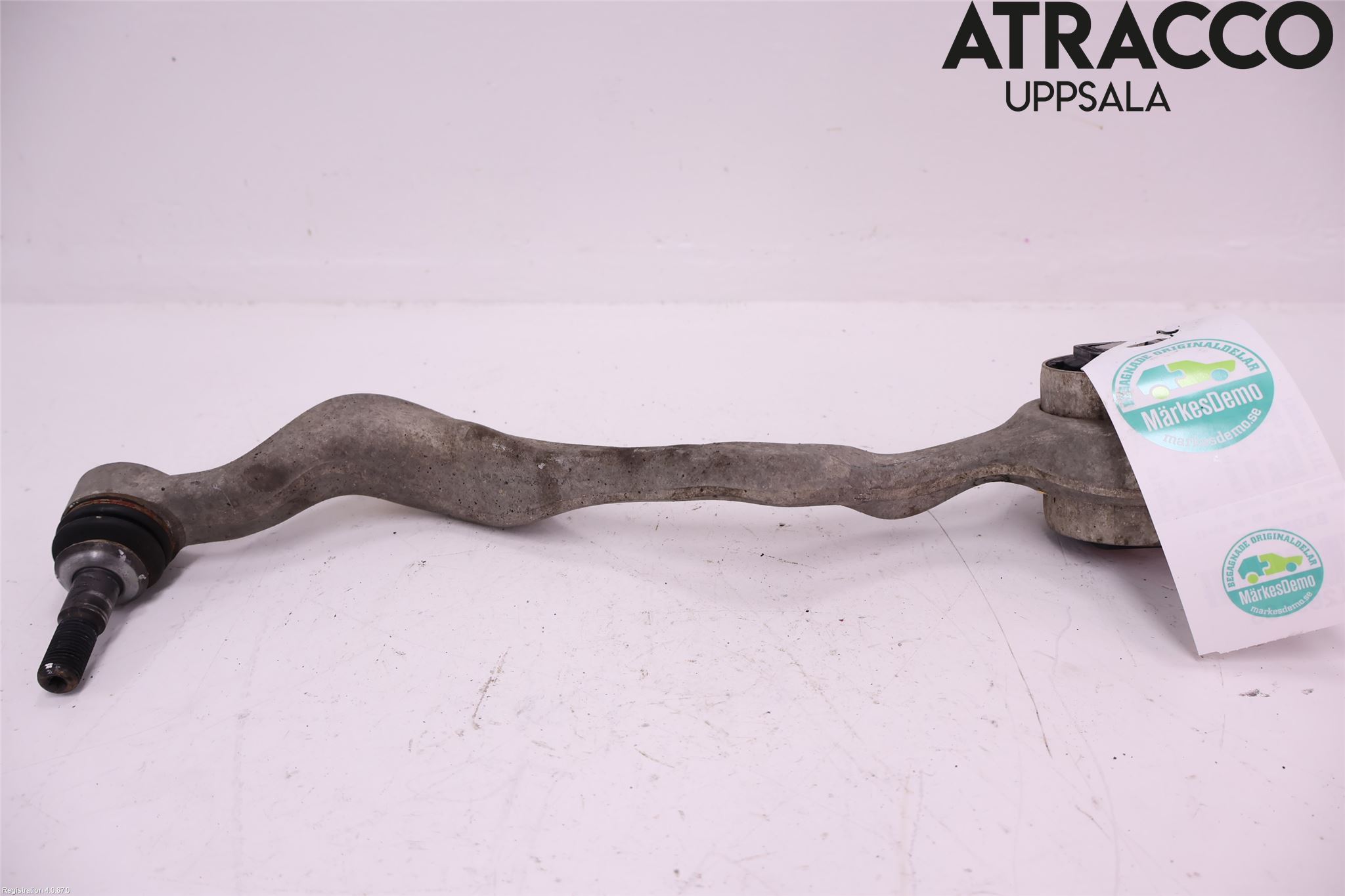 BMW 1 E87/81 5D/3D 03-11 Bärarm Fram Undre Vä