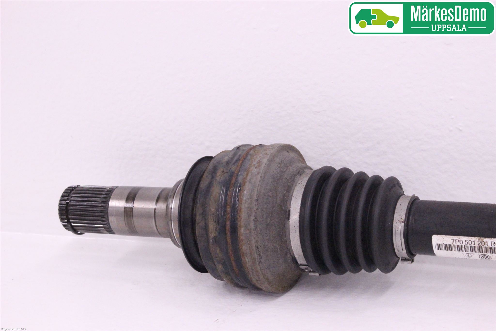 Volkswagen VW TOUAREG 7P 11-18 Drivaxel Bak Höger