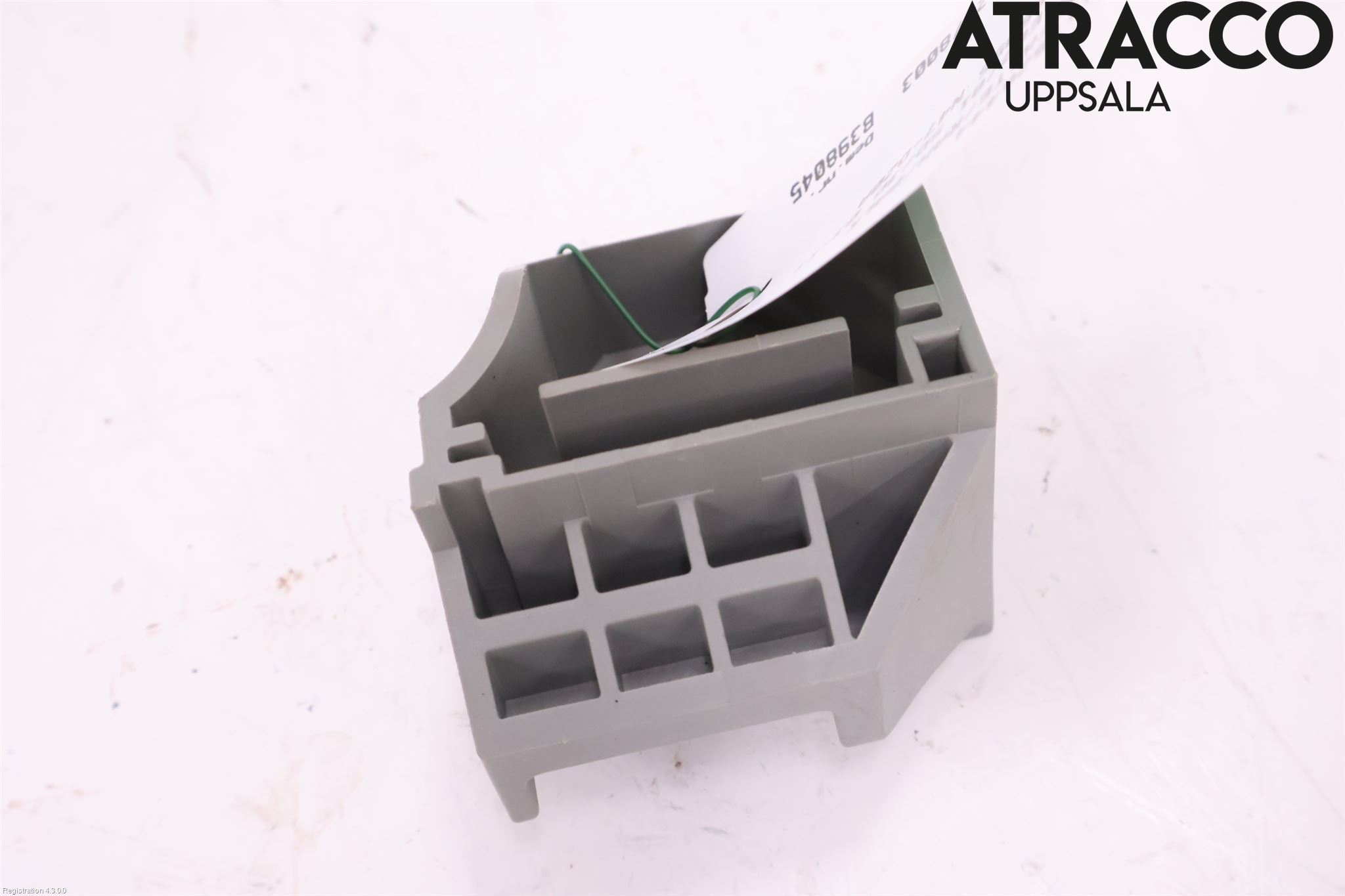 BMW 1 E87/81 5D/3D 03-11 Kylarfäste-Ram-Balk