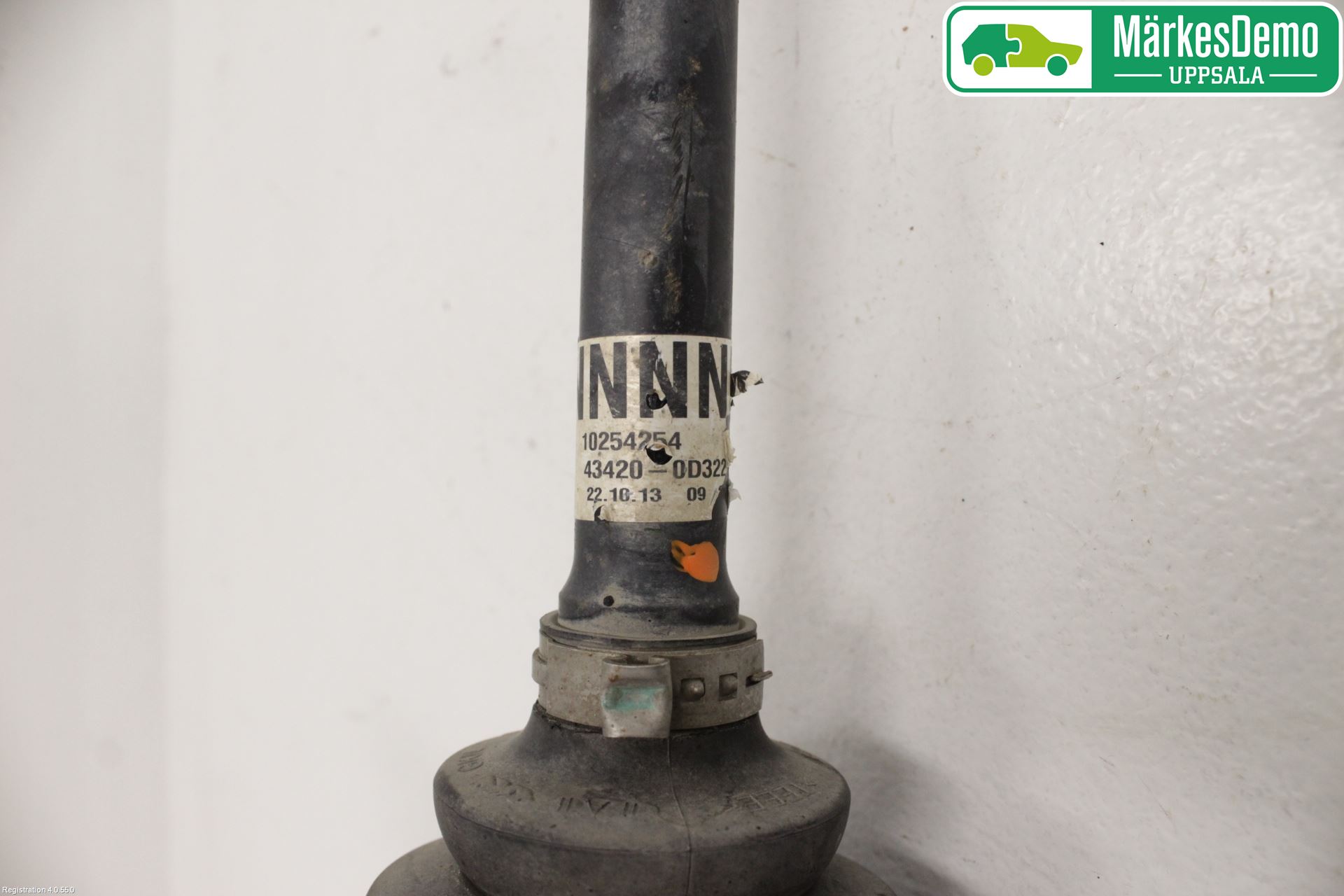 Toyota YARIS XP130 12-14 Drivaxel Fram Vänster