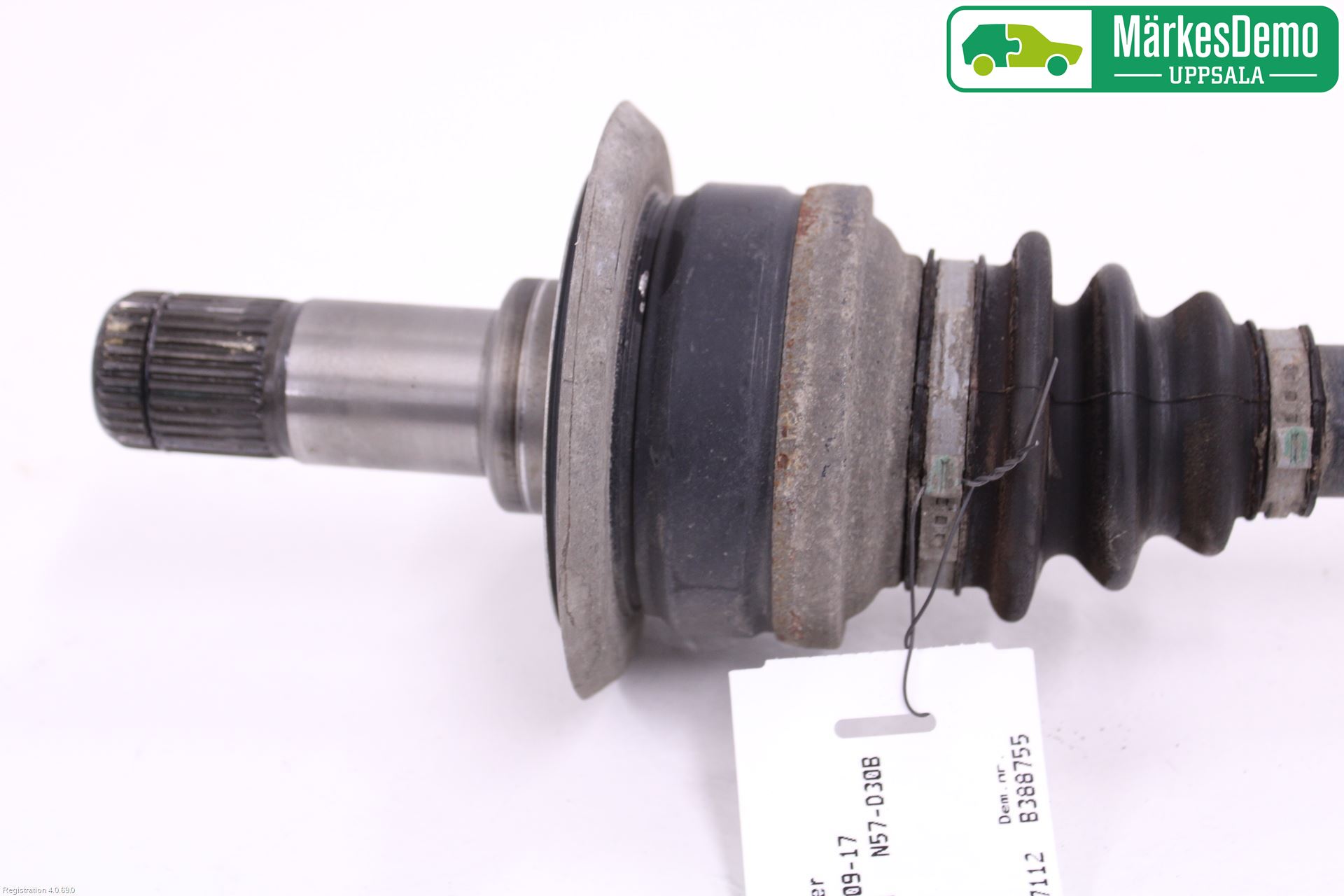 BMW 5 F10/F11/F18 09-17 Drivaxel Bak Höger