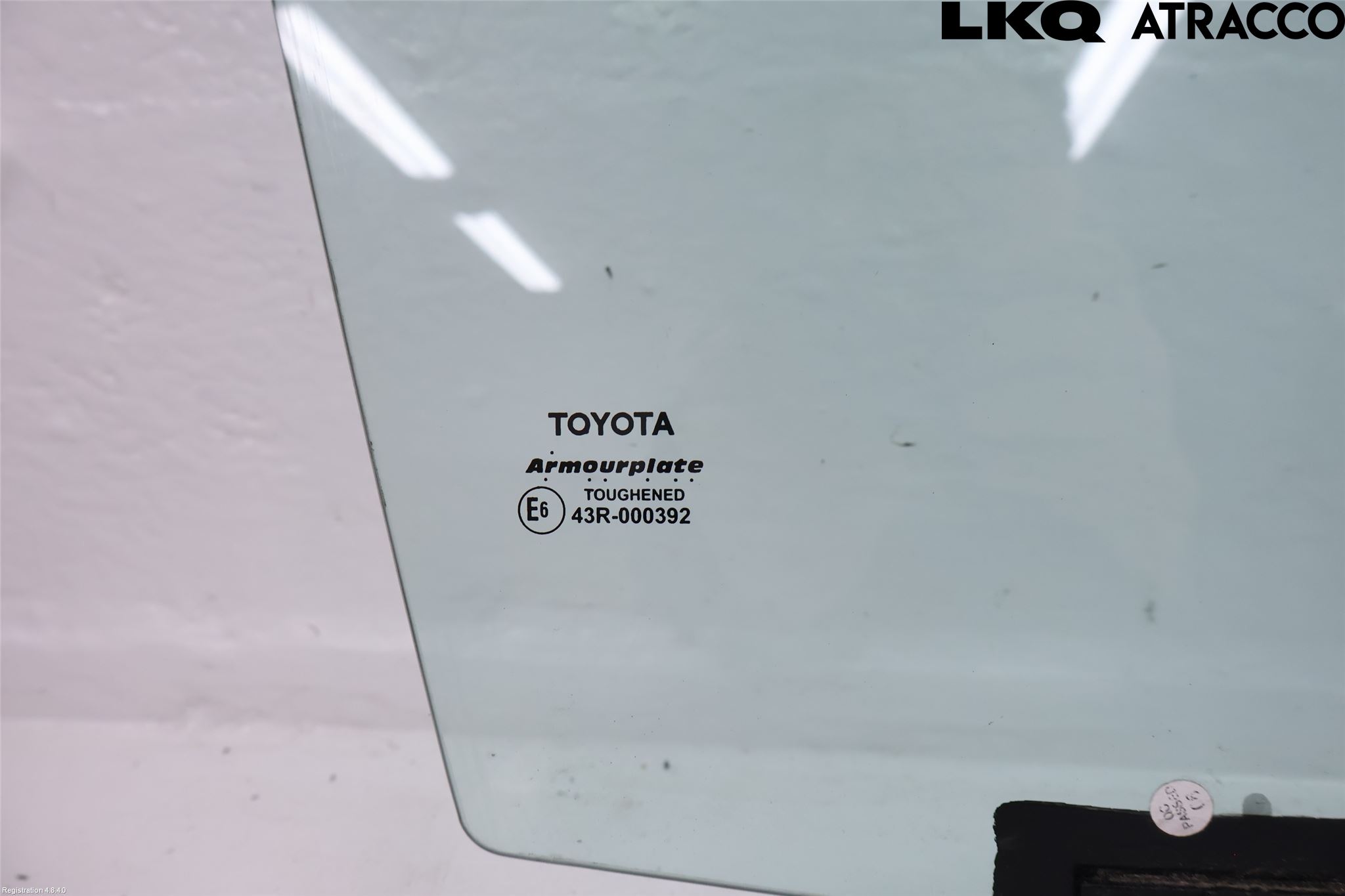 Toyota HILUX 16- Dörruta Fram Höger