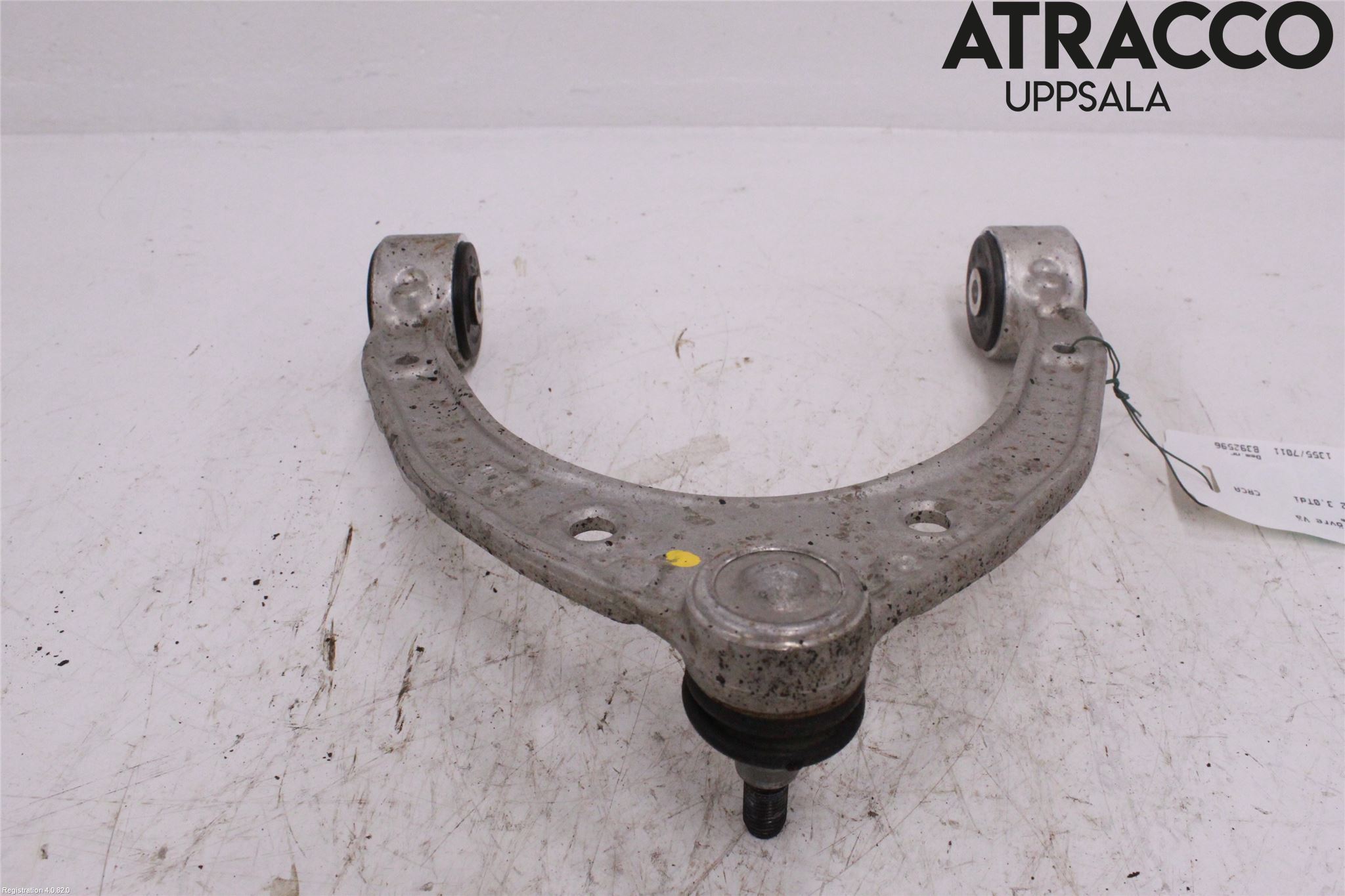 Audi Q7/SQ7 Bärarm Fram Övre Vä