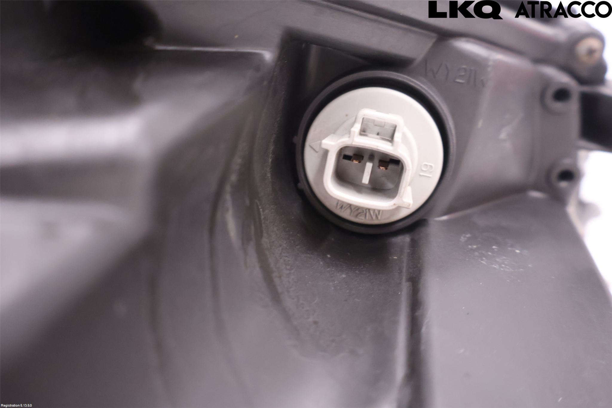 Toyota AVENSIS 09-15 Strålkastare Vänster