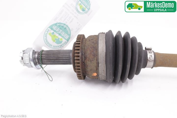 Hyundai i20 PB 09-14 Drivaxel Fram Höger