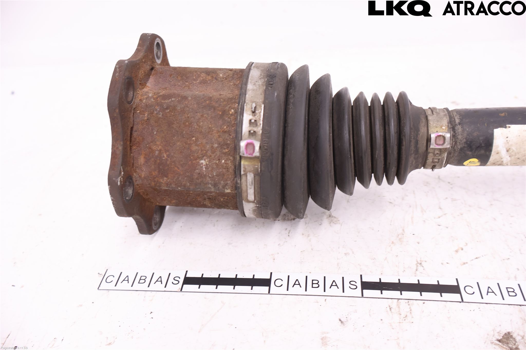 Audi A4/S4 08-11 Drivaxel Fram Vänster
