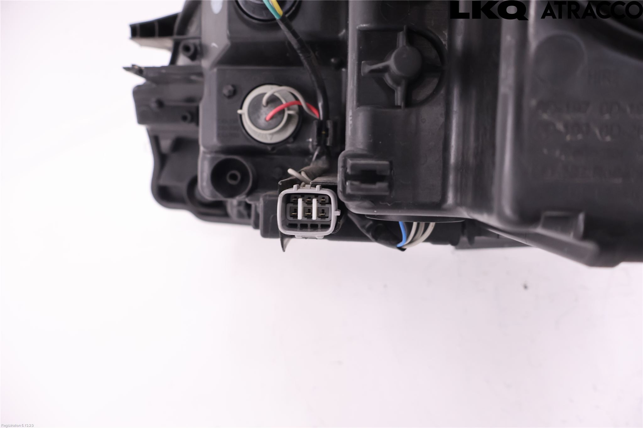 Toyota YARIS XP130 15-20 Strålkastare Höger