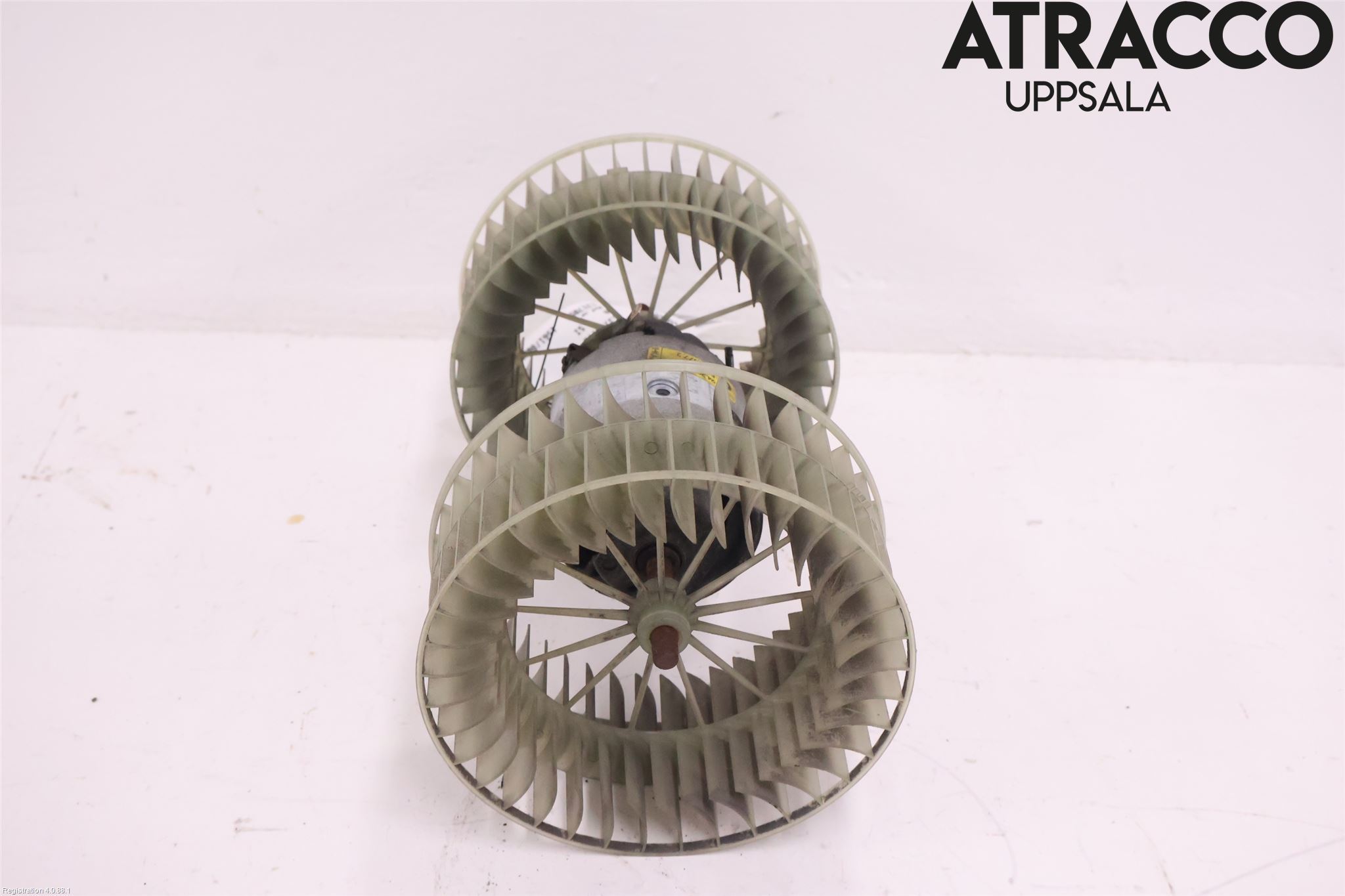 BMW 7 E32      86-94 Värmefläkt