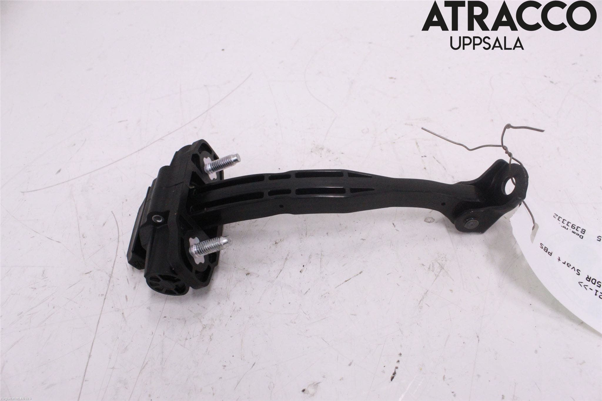 Tesla MODEL Y 21- Dörrstopp