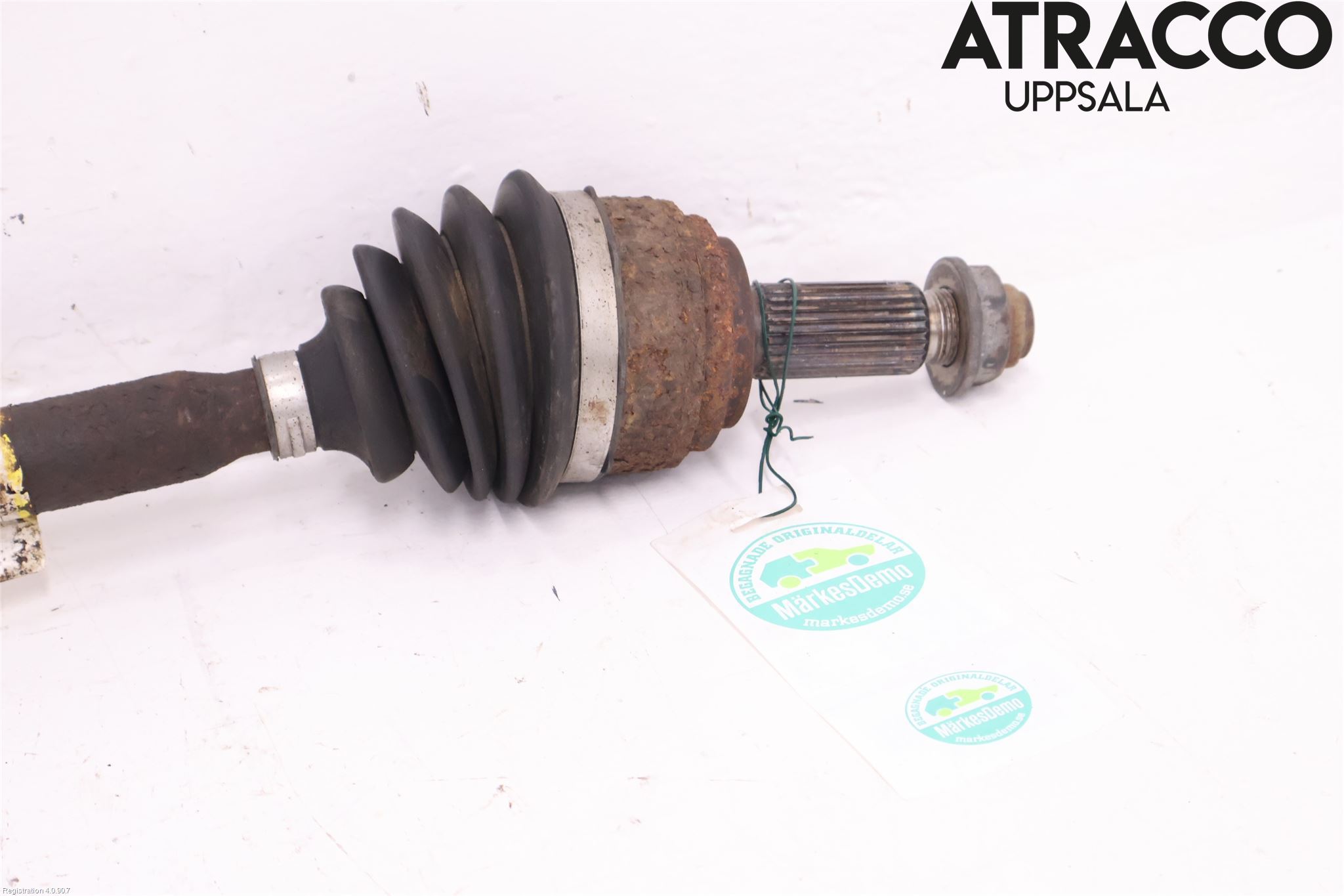 Ford TRANSIT/TOURNEO COURIER 13-23 Drivaxel Fram Vänster