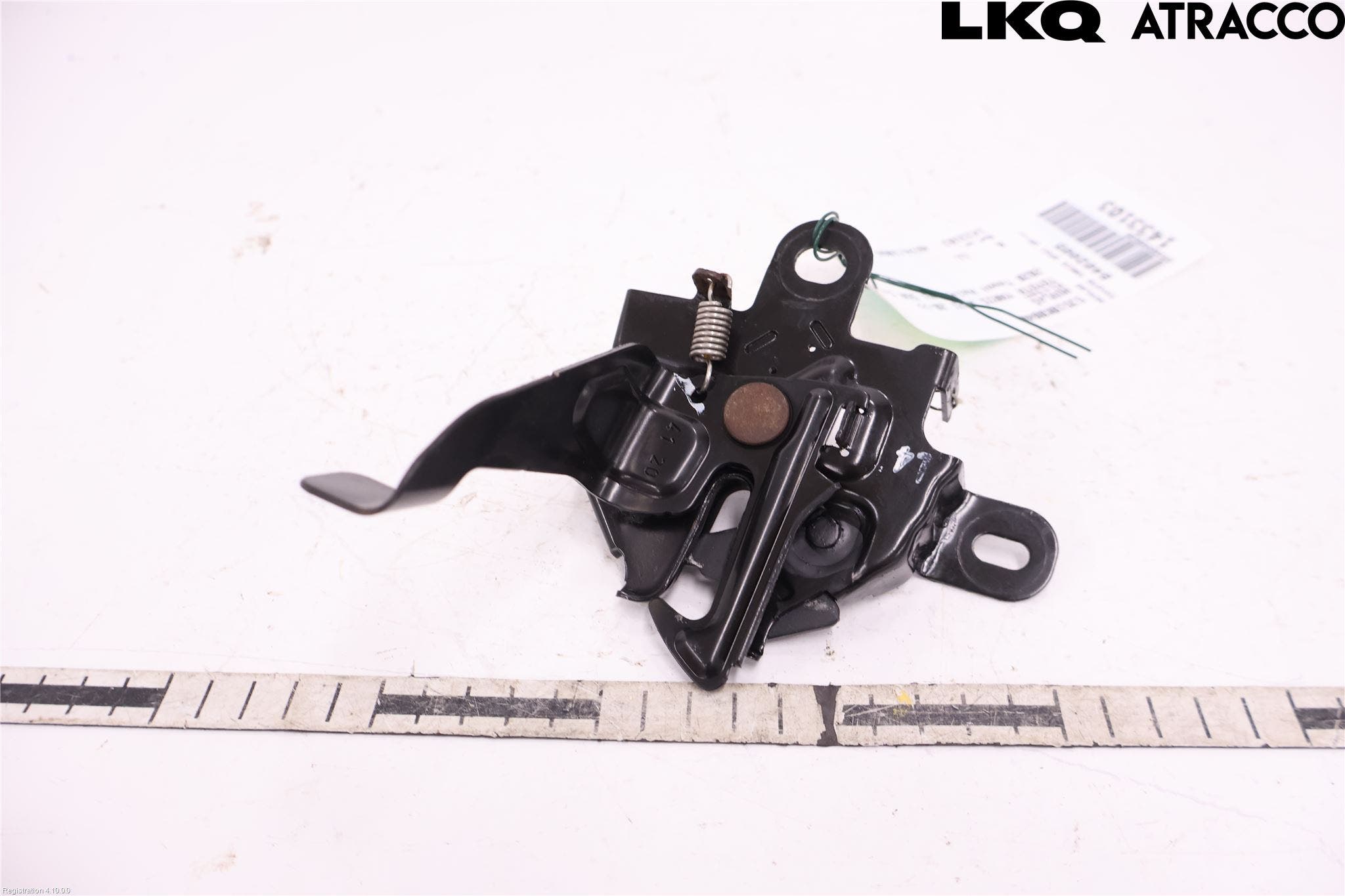 Toyota YARIS XP21 20- Huvlås