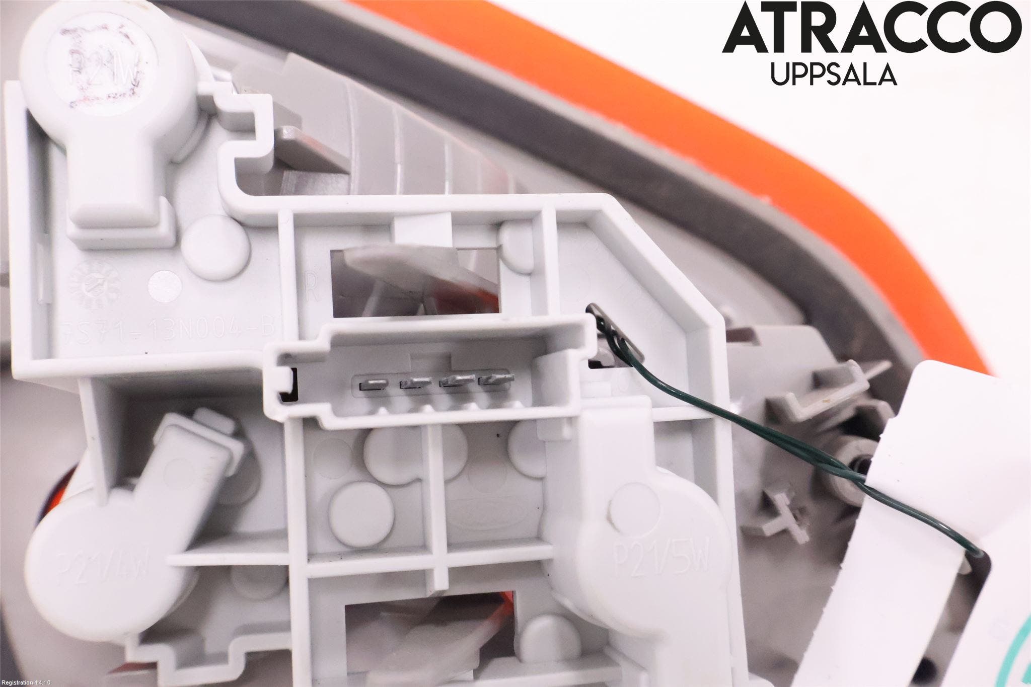 Ford MONDEO 07-15 Bakljus Lucka Hö