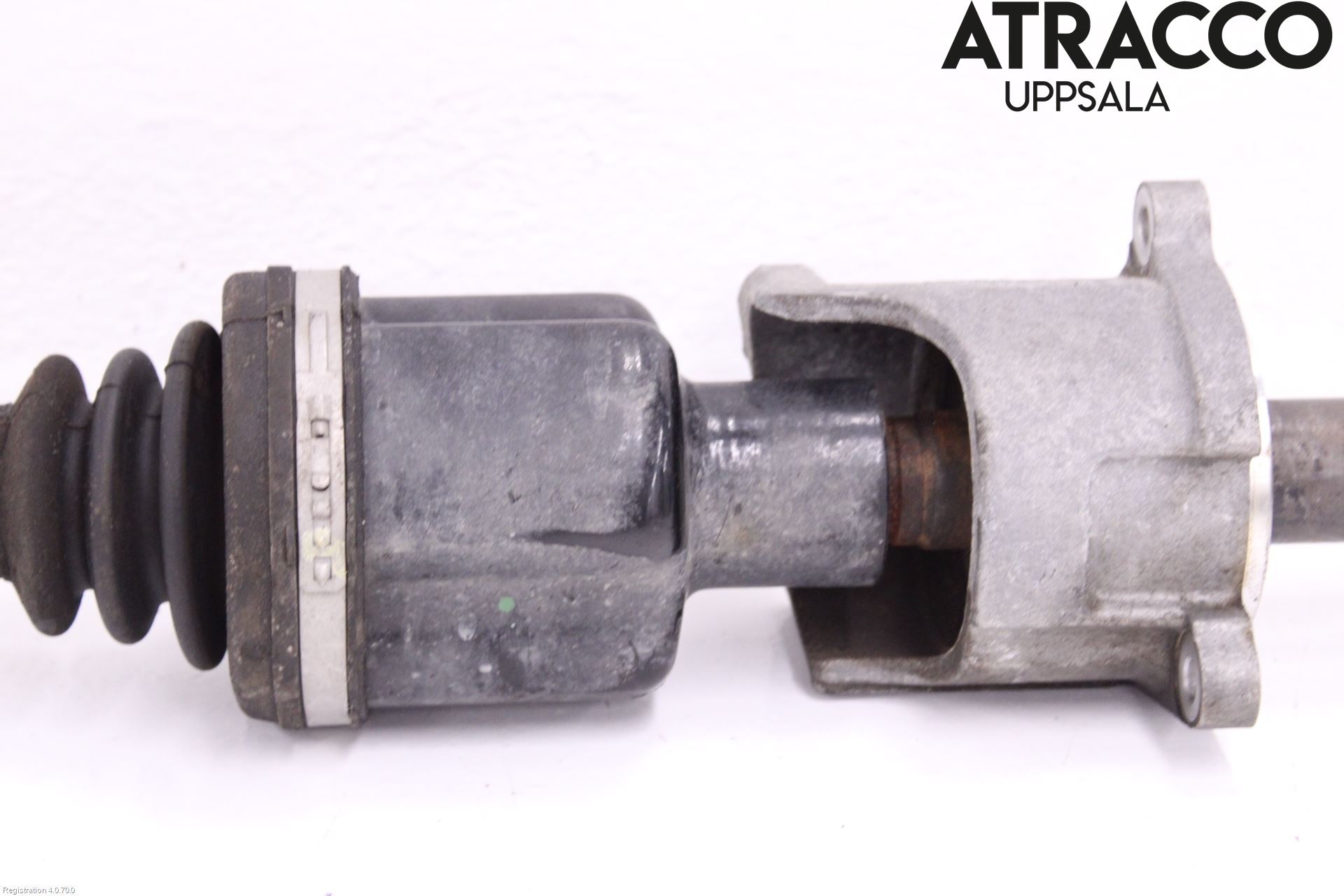 BMW X1 F48 15-22 Drivaxel Fram Höger