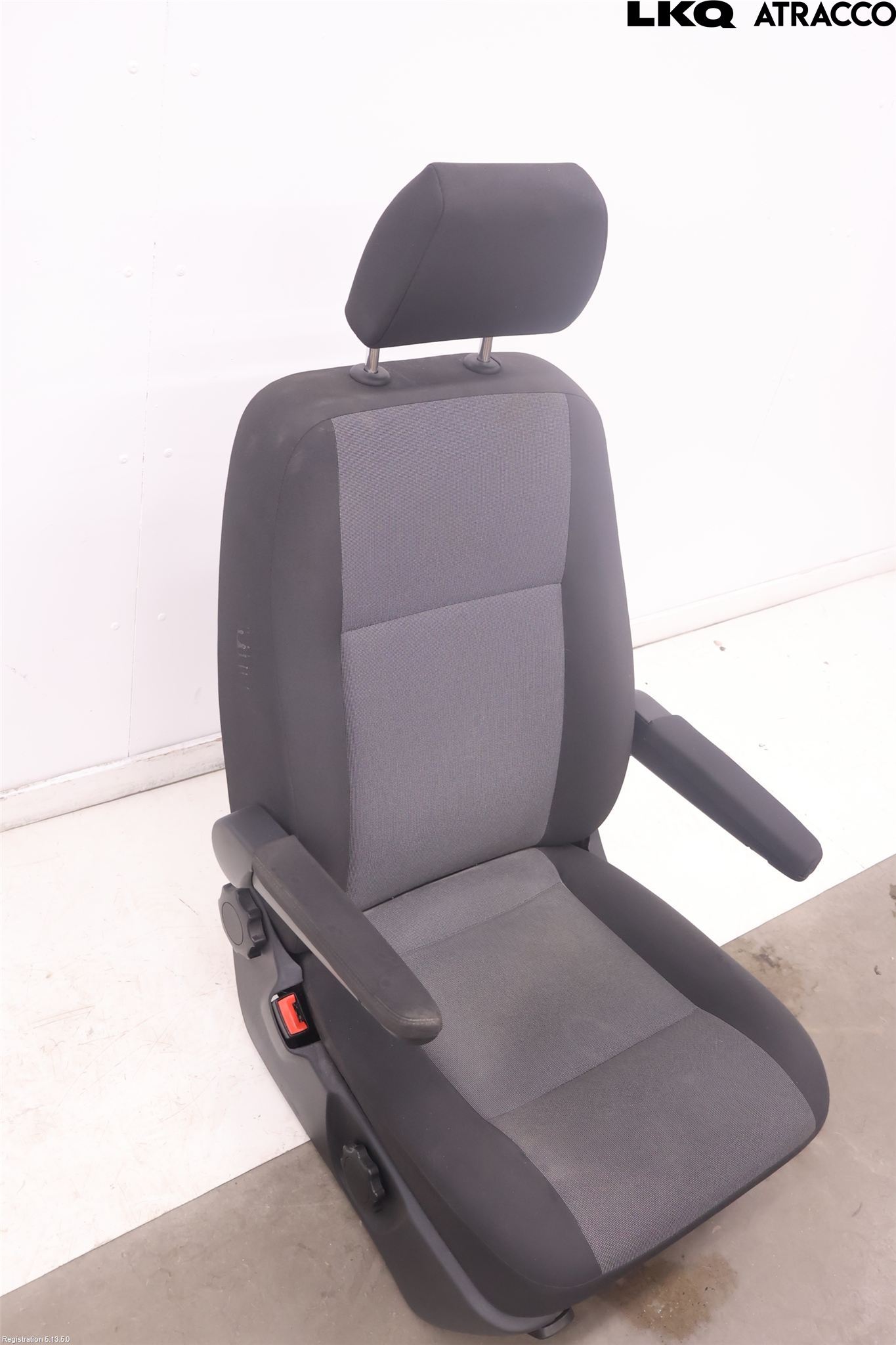 Volkswagen VW TRANSP/CARAVELLE (T6) 16-22 Inredning Stol Fram Vä