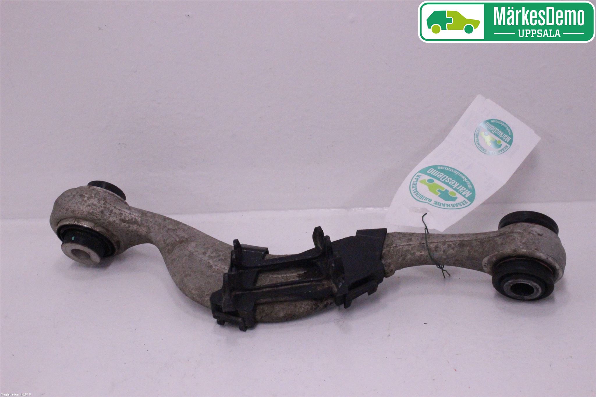BMW 5 G30/G31/F90 17-23 Bärarm Bak Övre Höger