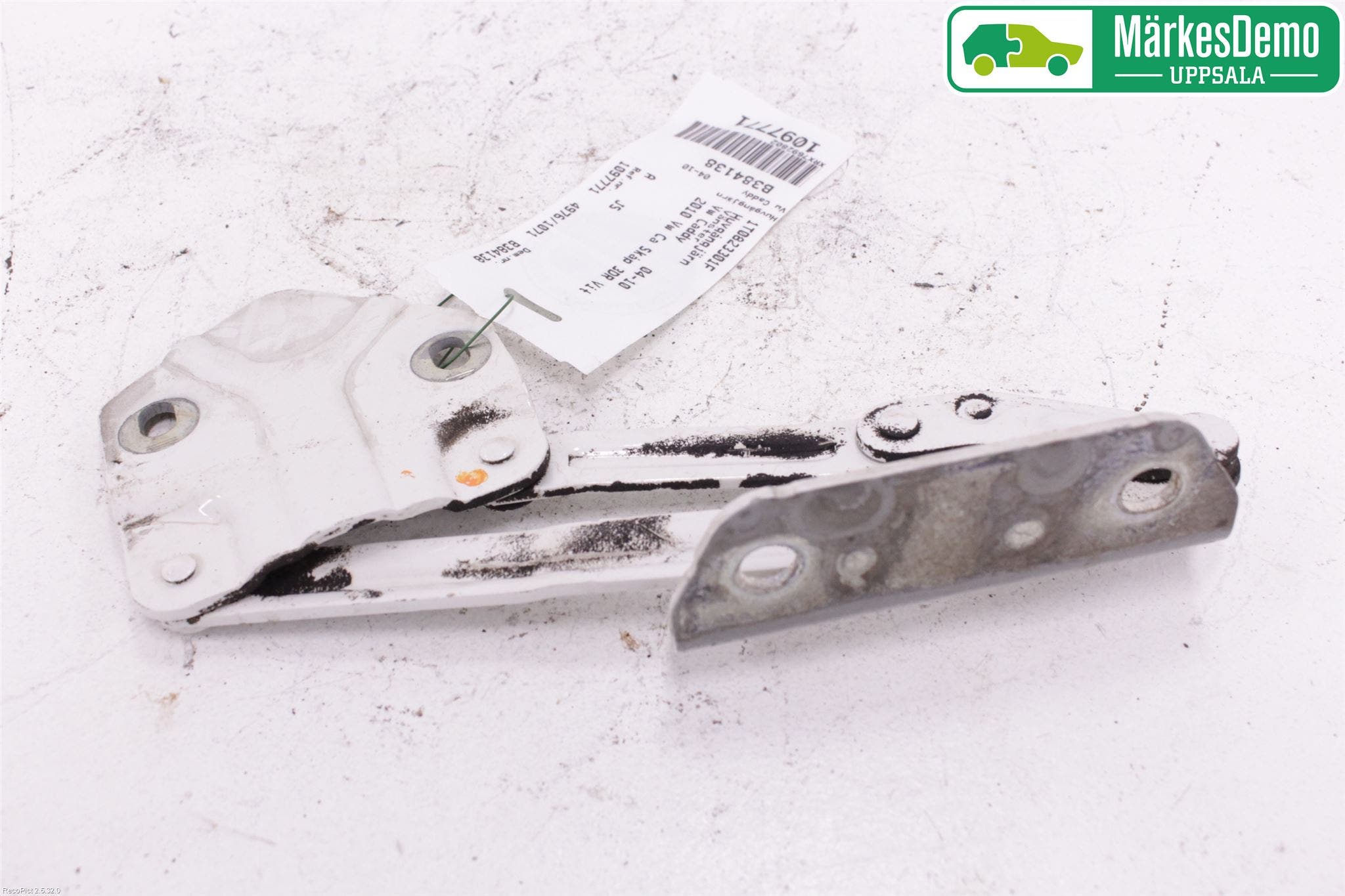 Volkswagen VW CADDY 04-10 Huvgångjärn