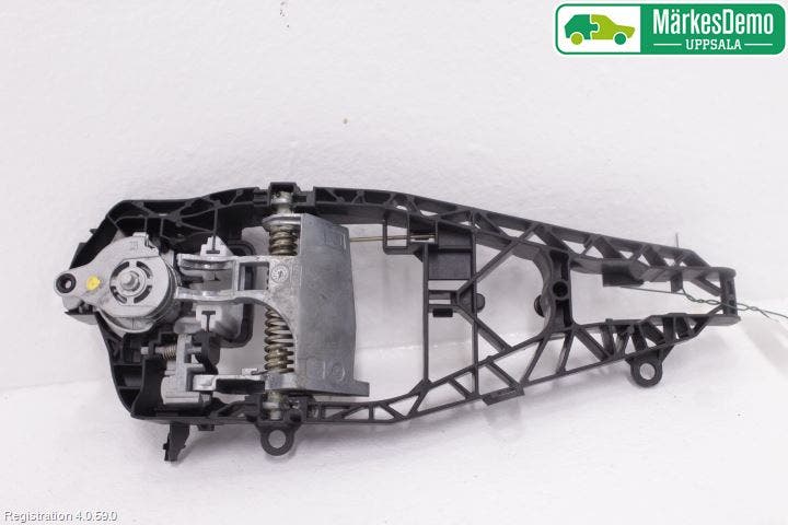 BMW X5 F15 13-18 Dörrhandtag Yttre Vä