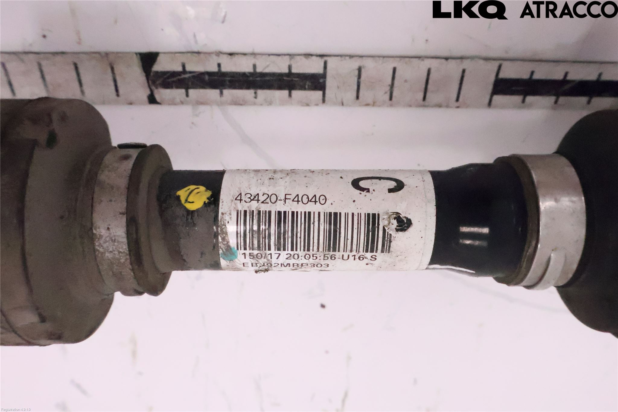 Toyota C-HR 16-23 Drivaxel Fram Vänster