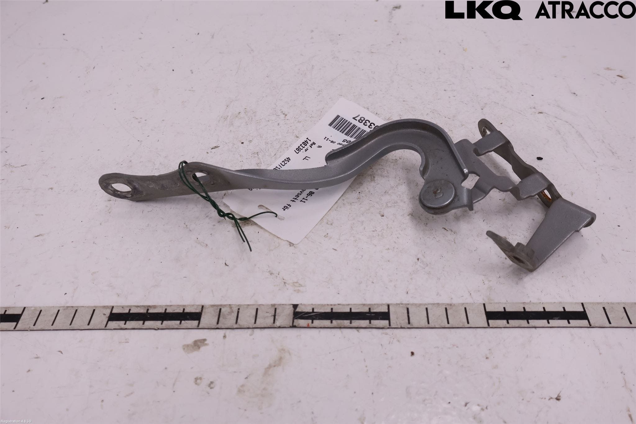 Toyota YARIS XP90 06-11 Huvgångjärn