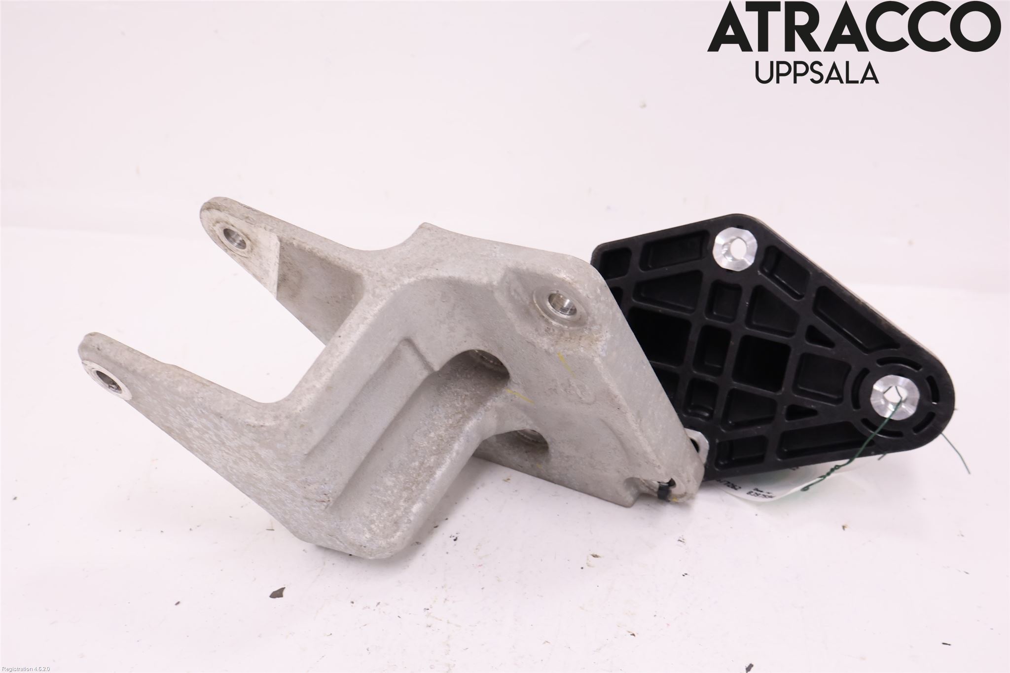 Hyundai IONIQ AE 17-22 Motorfäste