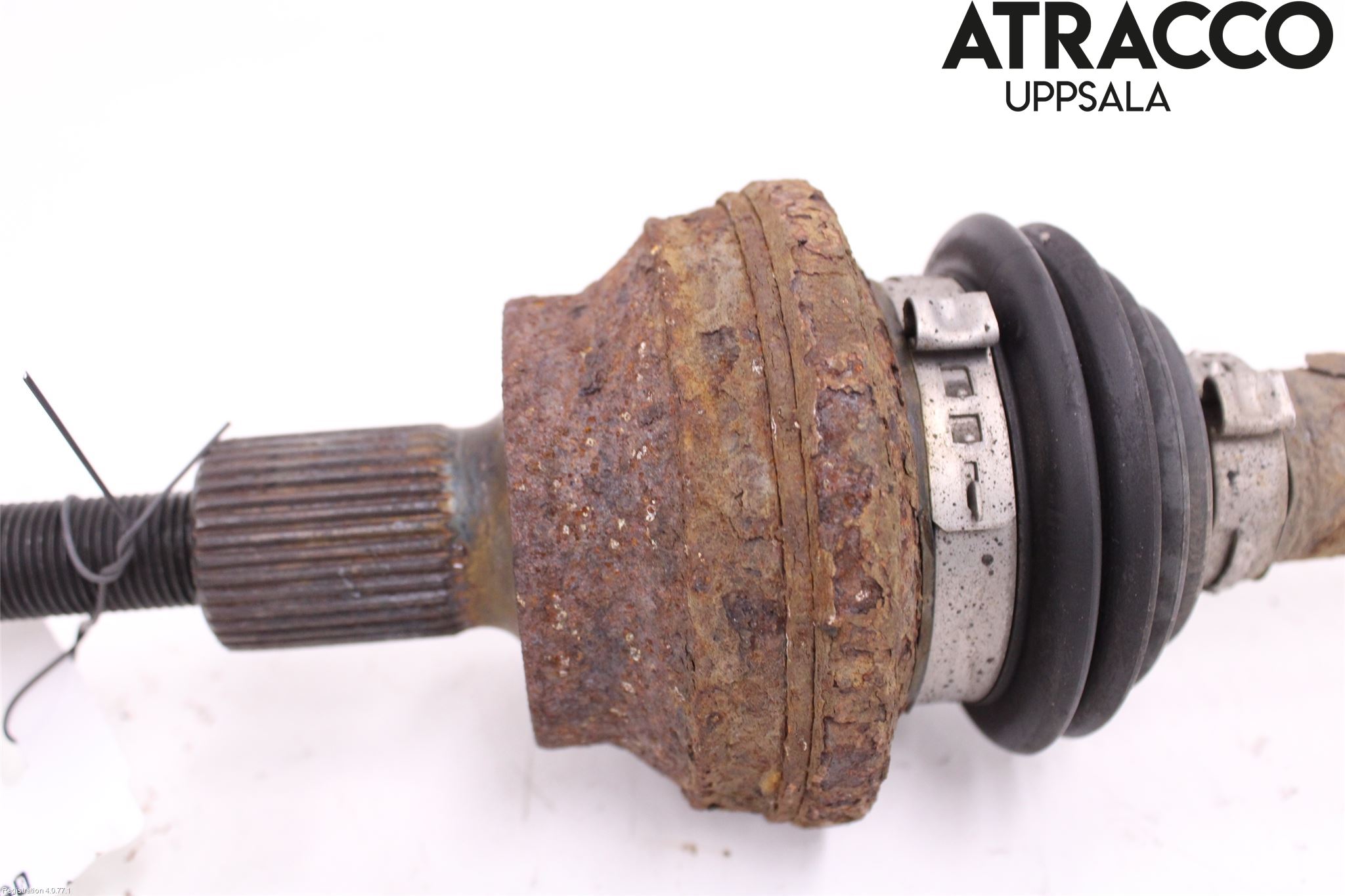 Volkswagen VW TIGUAN 07-16 Drivaxel Bak Vänster