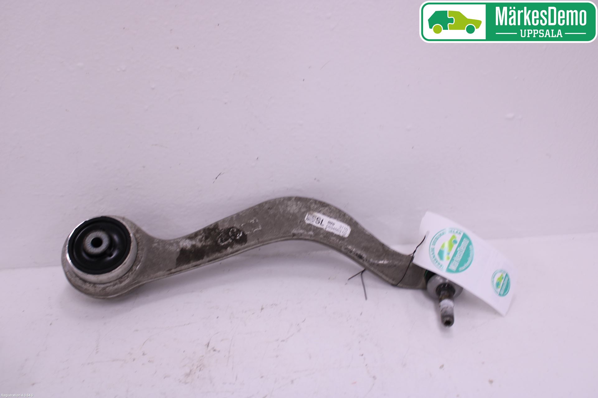BMW 3 G20/G21/G80/G81 19- Bärarm Fram Undre Vä