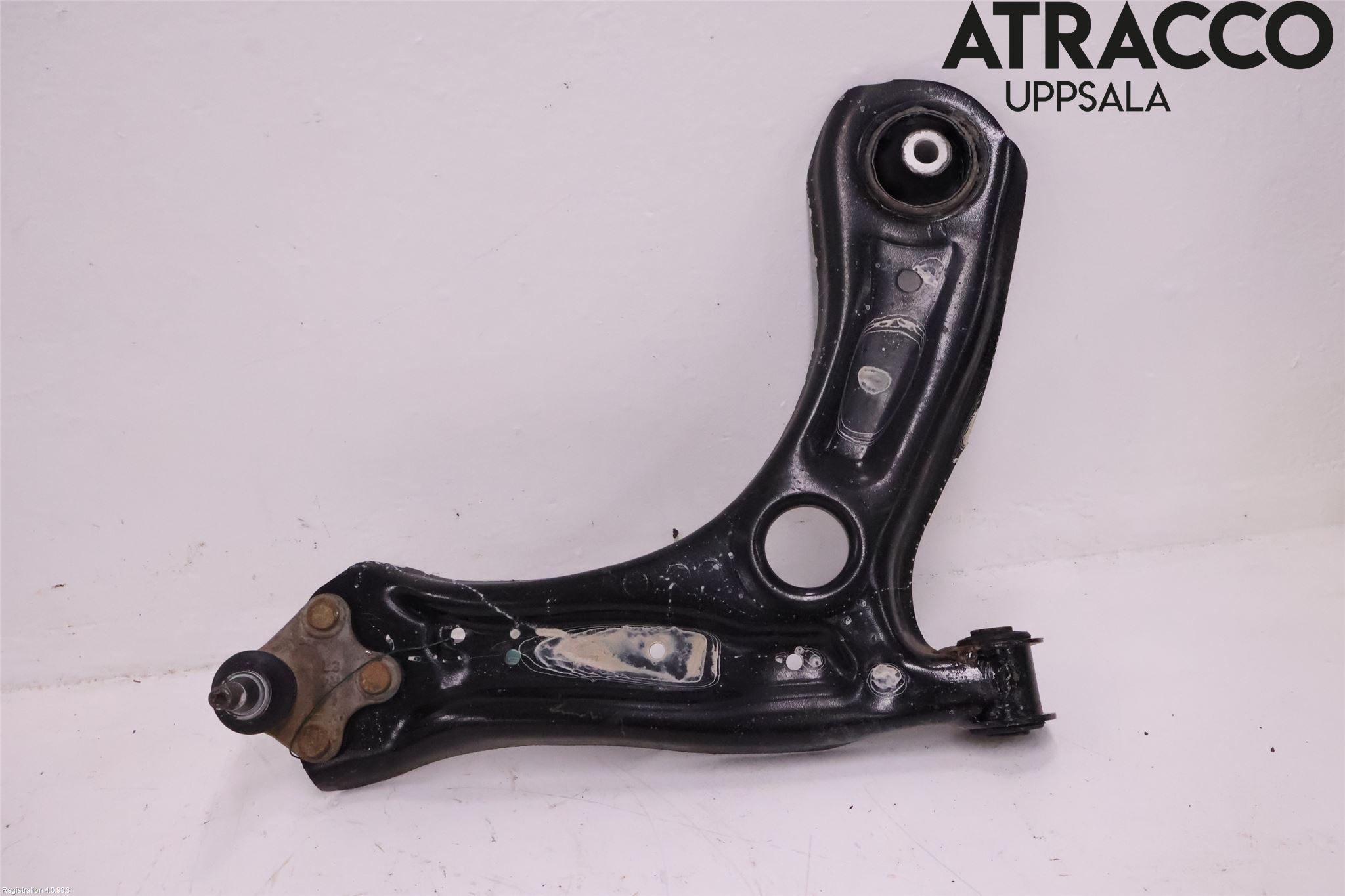 Skoda FABIA 15-21 Bärarm Fram Undre Hö