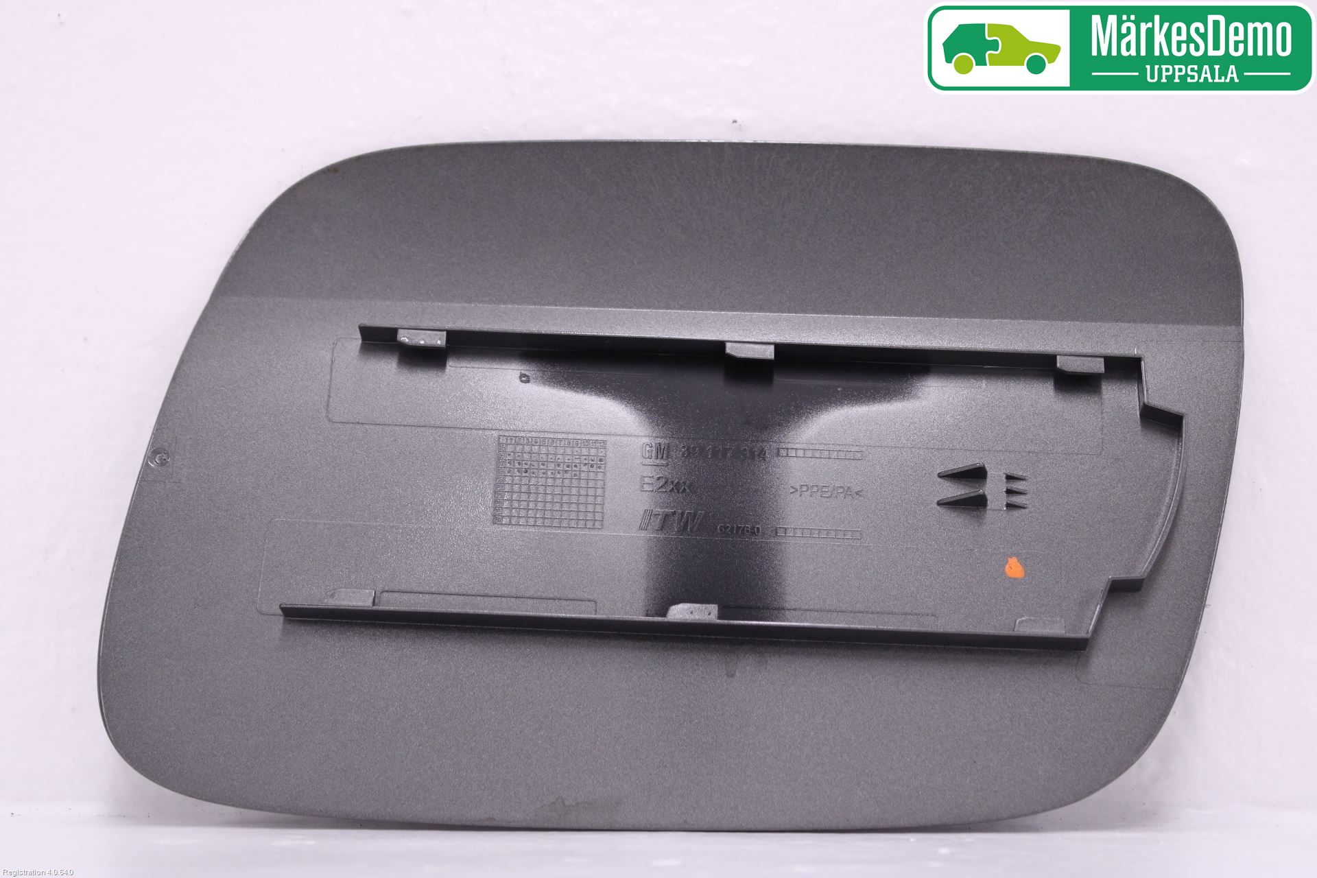 Opel INSIGNIA 17- Tanklucka