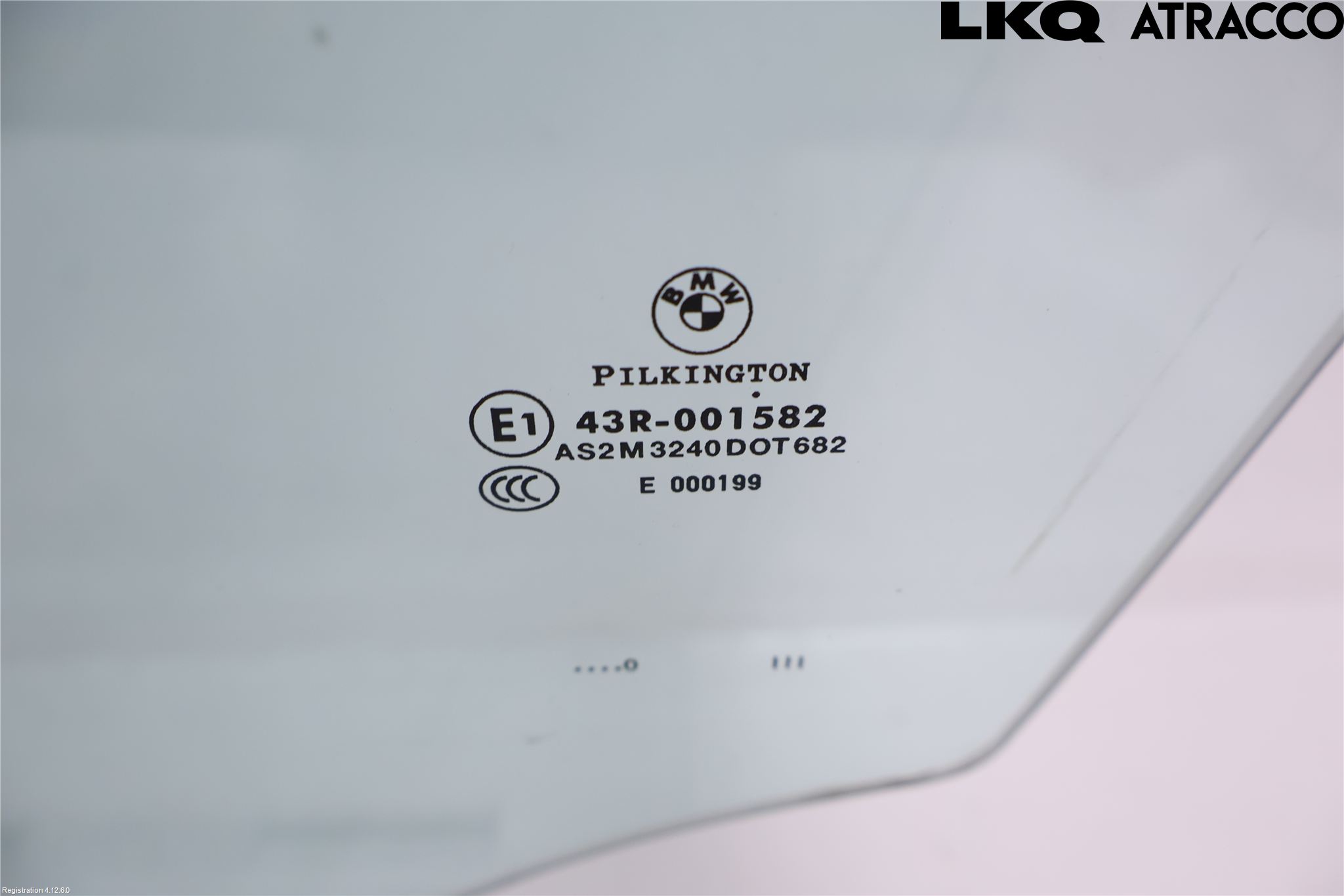 BMW 3 E90/91 SED/TOU 05-12 Dörruta Fram Vänster