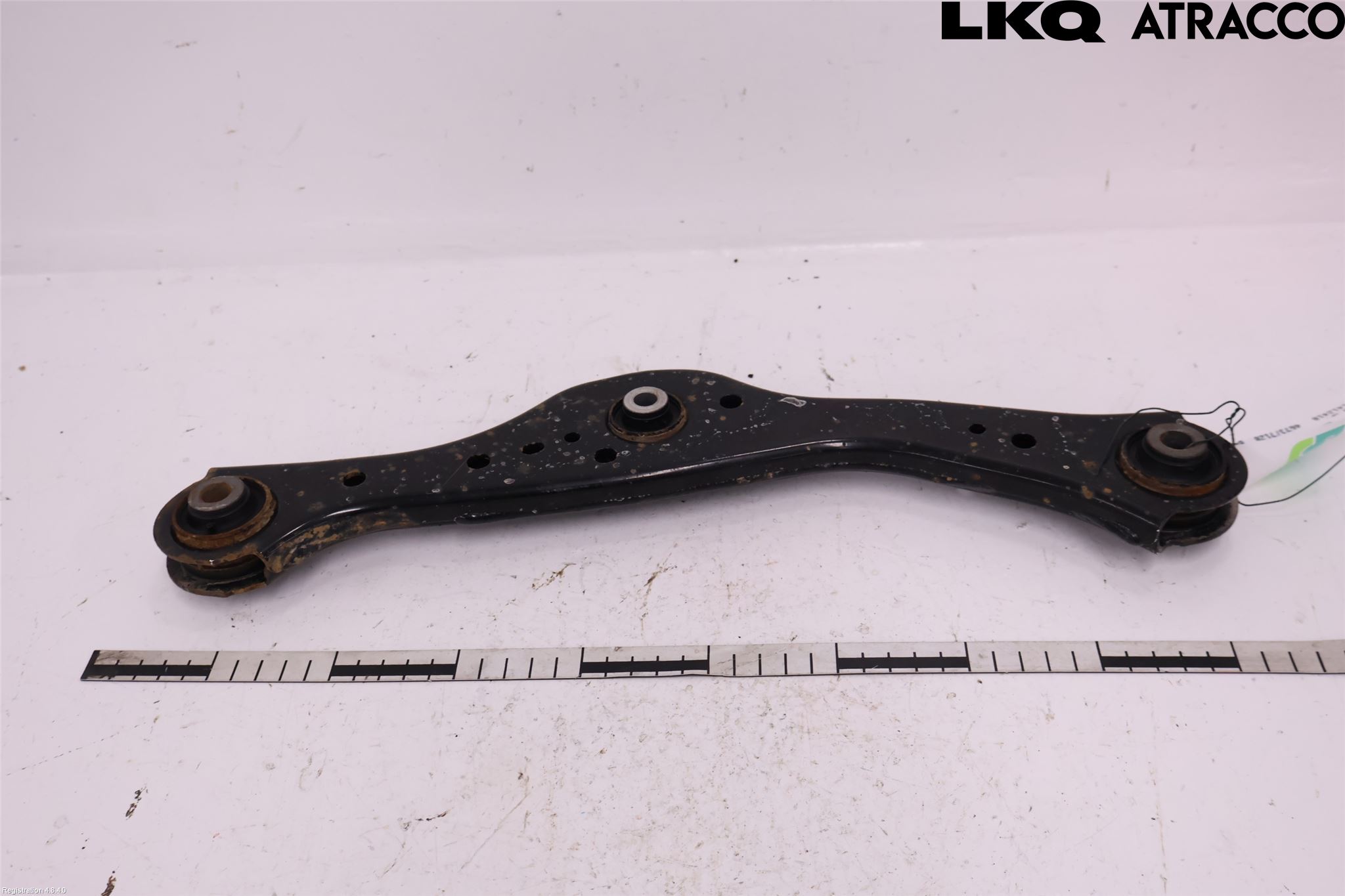 Toyota YARIS CROSS XP21 21- Bärarm Bak Övre Höger