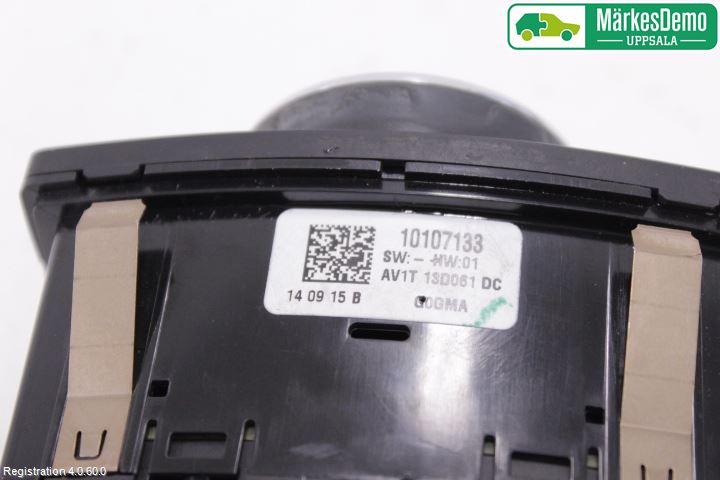 Ford TRANSIT/TOURNEO COURIER 13-23 Strömställare Ljus