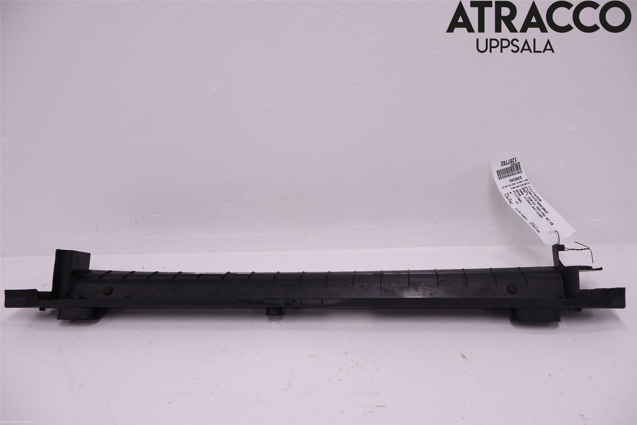 BMW 5 E60/61 Sed/Tou 02-10 Kylarfäste-Ram-Balk