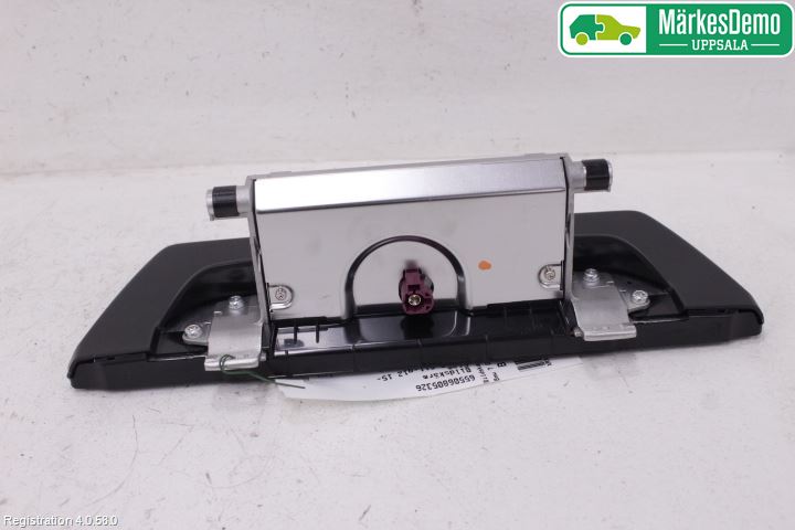 BMW 7 G11/G12 15-22 Bildskärm