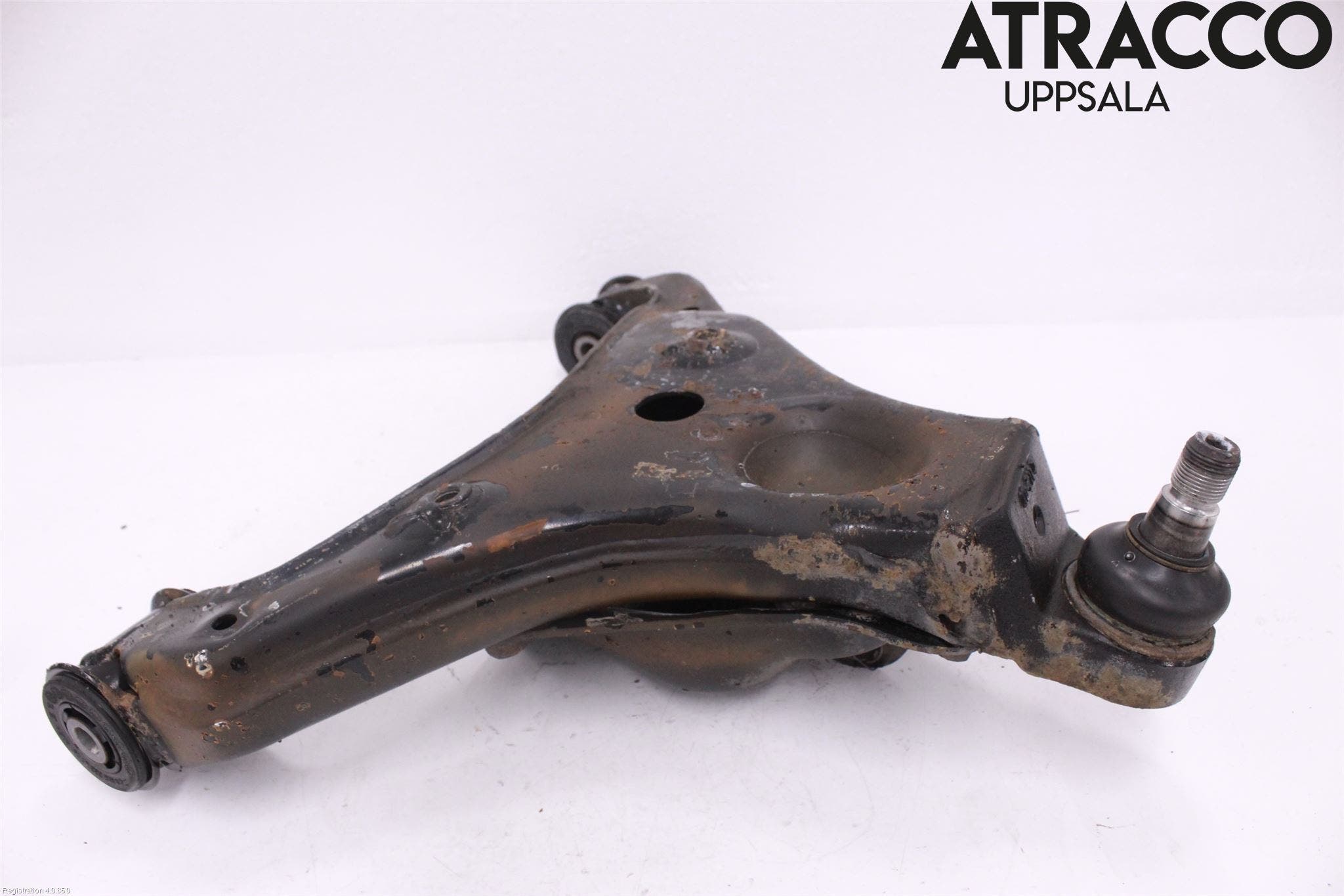 Mercedes-Benz MB SPRINTER (W906) 06-18 Bärarm Fram Undre Vä