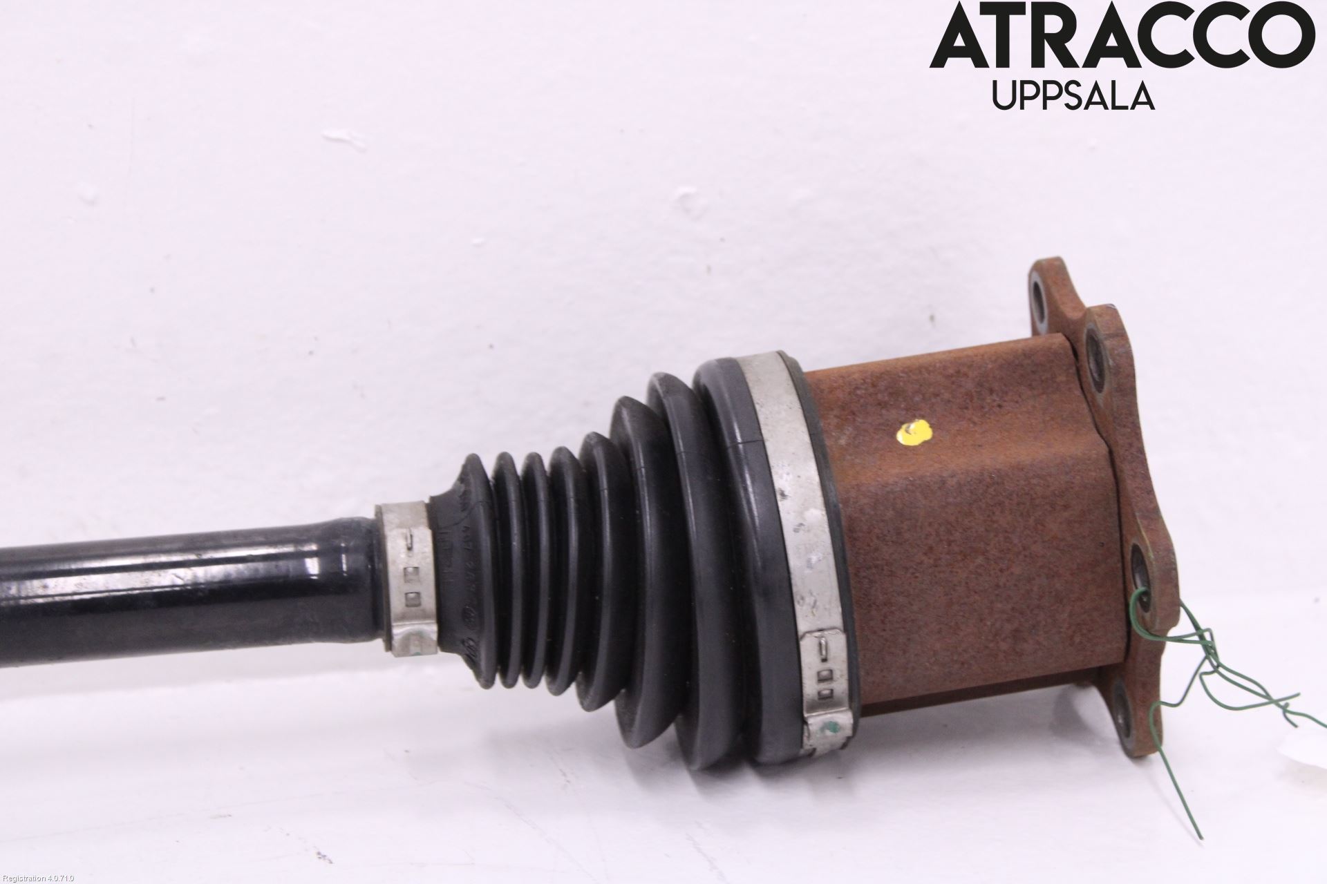 Volkswagen VW PASSAT 15-19 Drivaxel Fram Höger