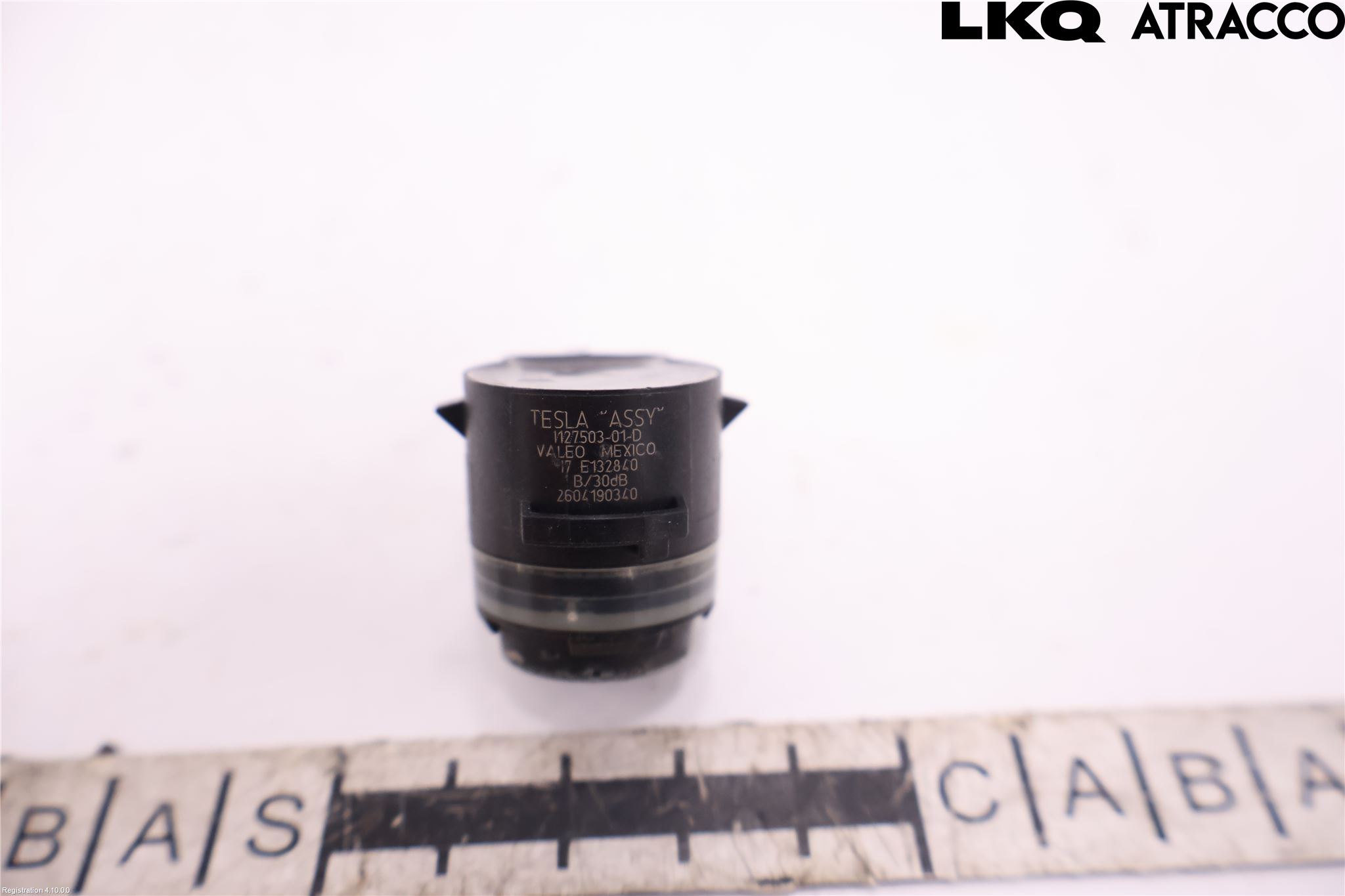 Tesla MODEL 3 17- Parkeringshjälp Backsensor