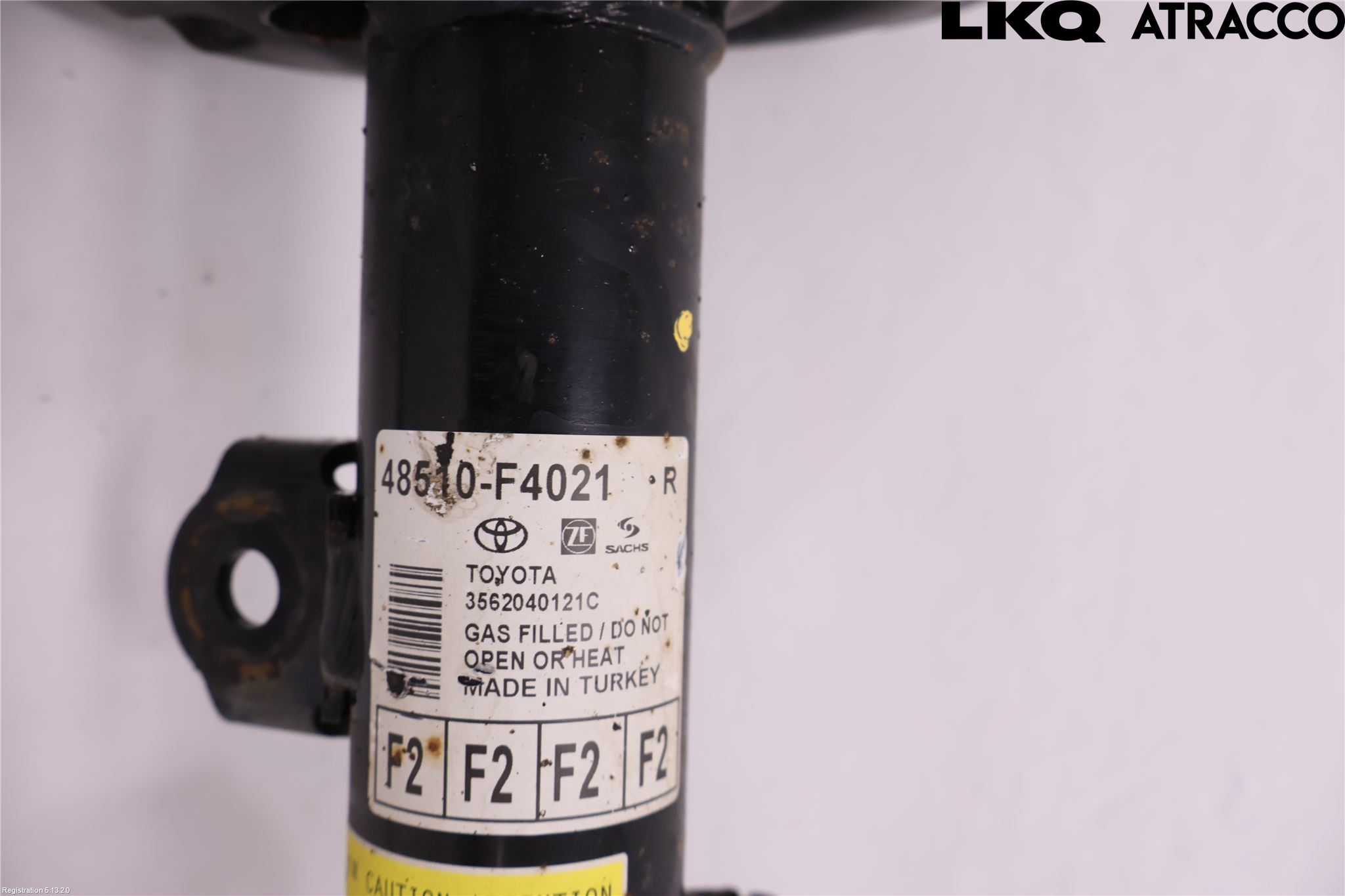 Toyota C-HR 16-23 Fjäderben Fram Höger