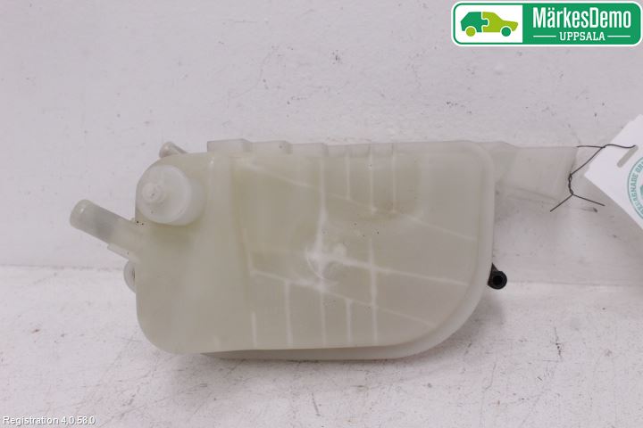 Toyota AVENSIS 09-15 Expansionstank