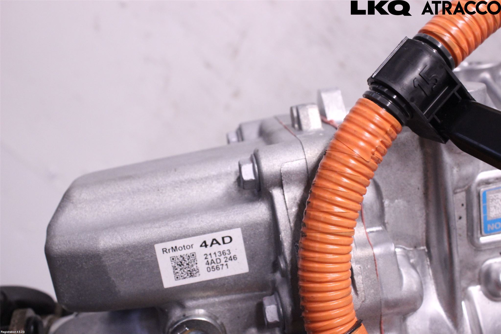 Toyota COROLLA CROSS XG10 22- Motor Elektrisk Bak
