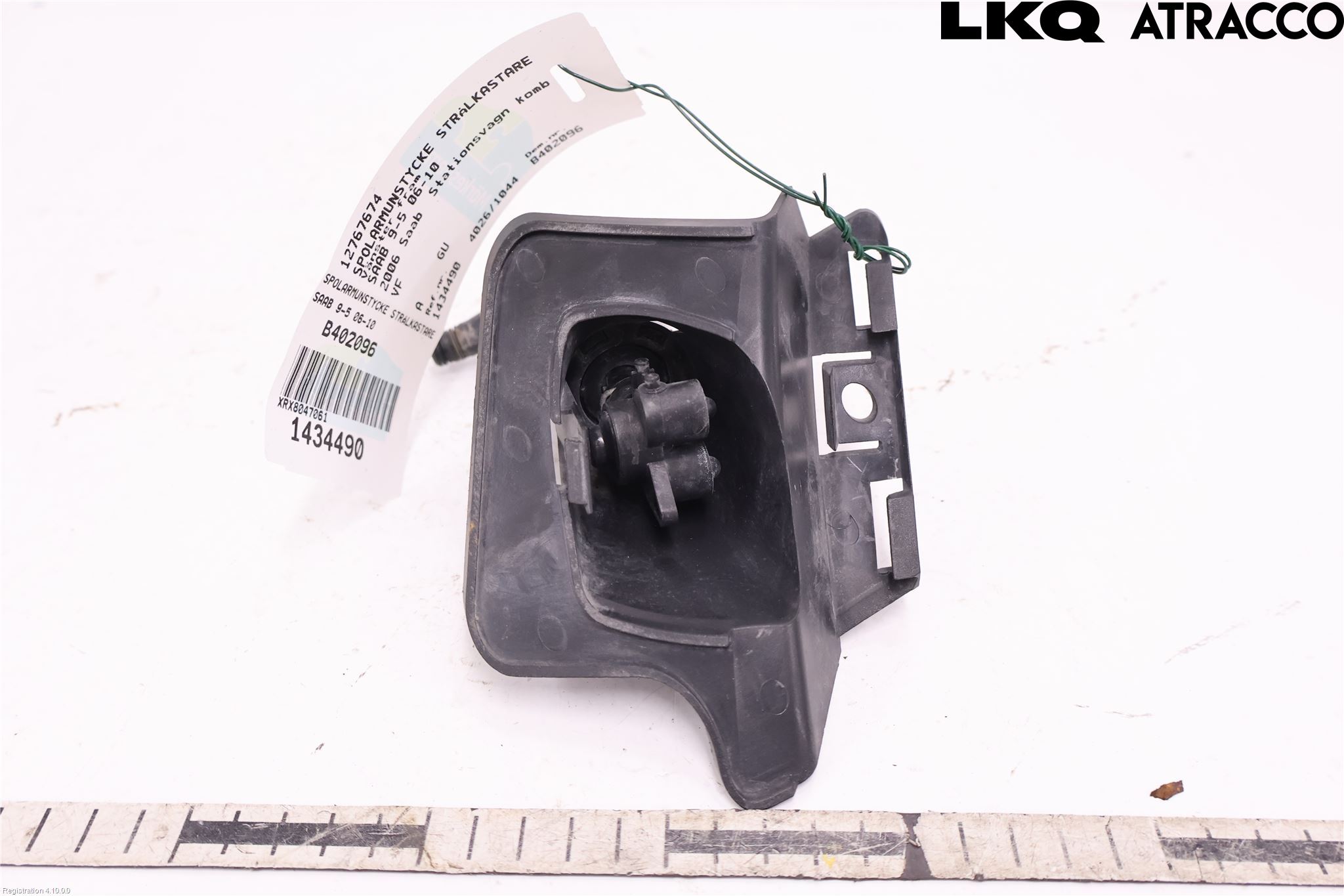 Saab 9-5     06-10 Spolarmunstycke Strålkastare